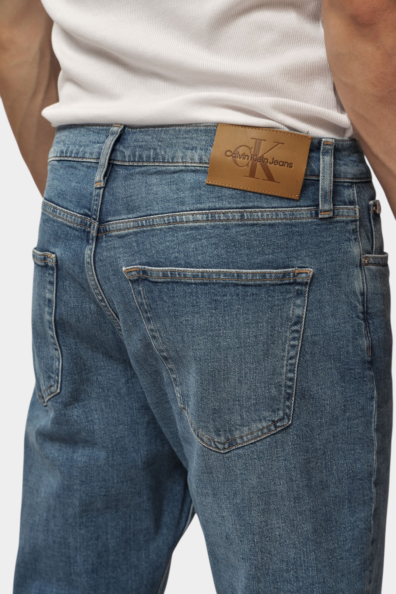 J30J327175 Брюки джинсовые Calvin Klein Jeans Голубой