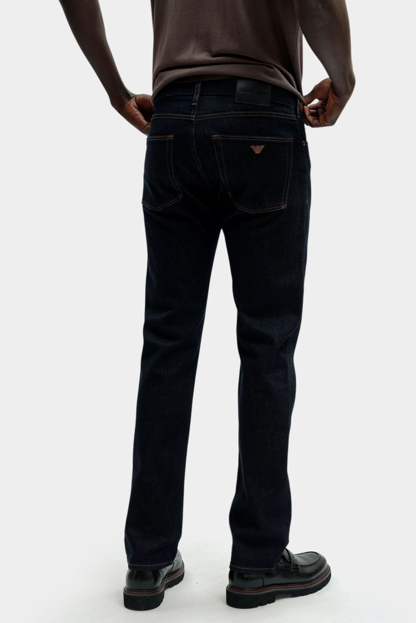 EM001370_AF22800 Джинсы Emporio Armani Синий