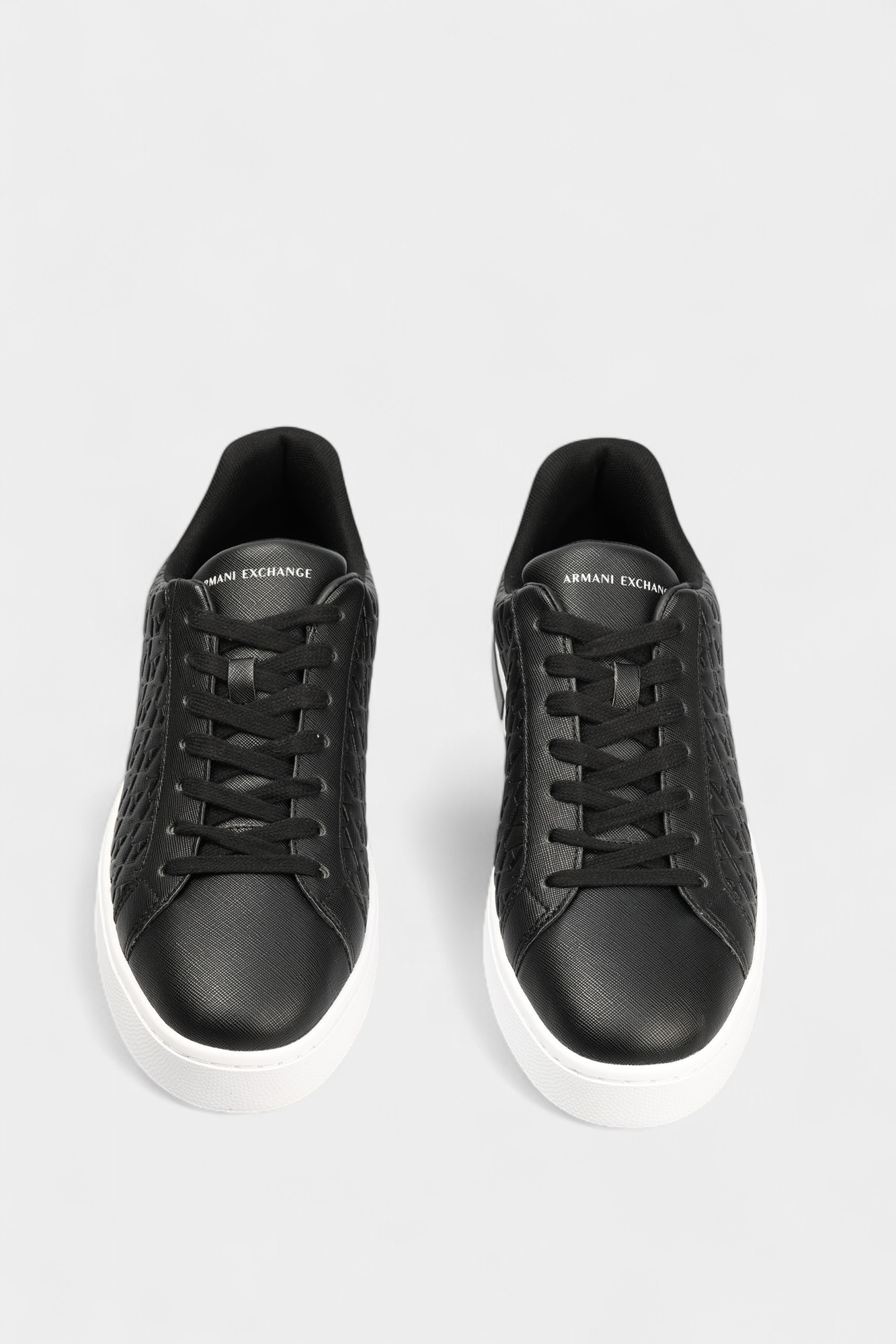 XM000140_AF11916 Кроссовки Armani Exchange Черный