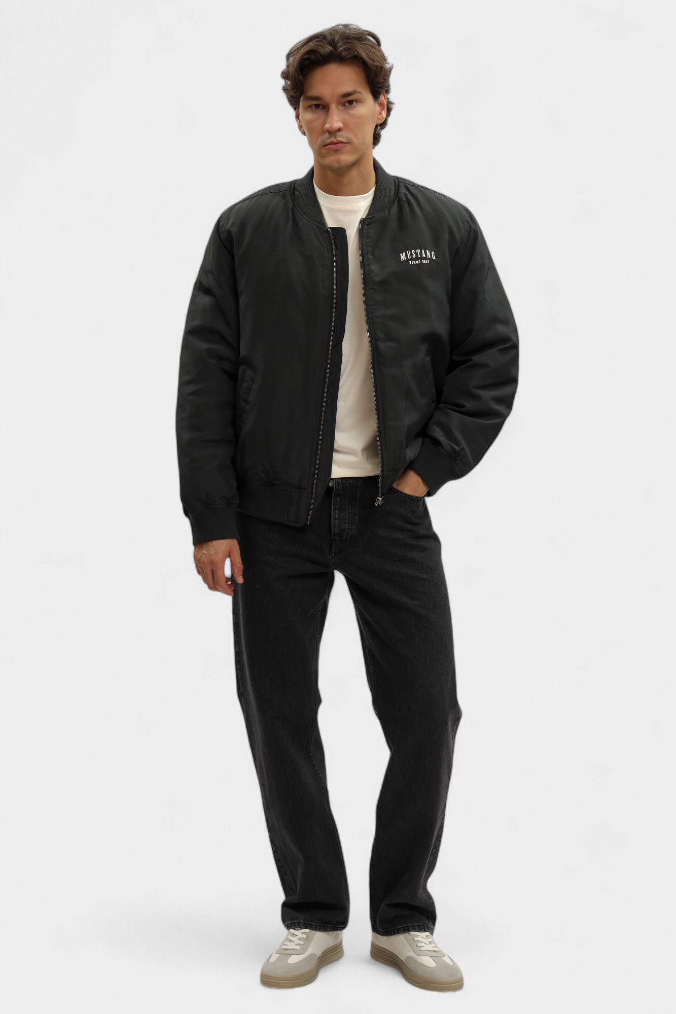 1016892 Бомбер Mustang Черный