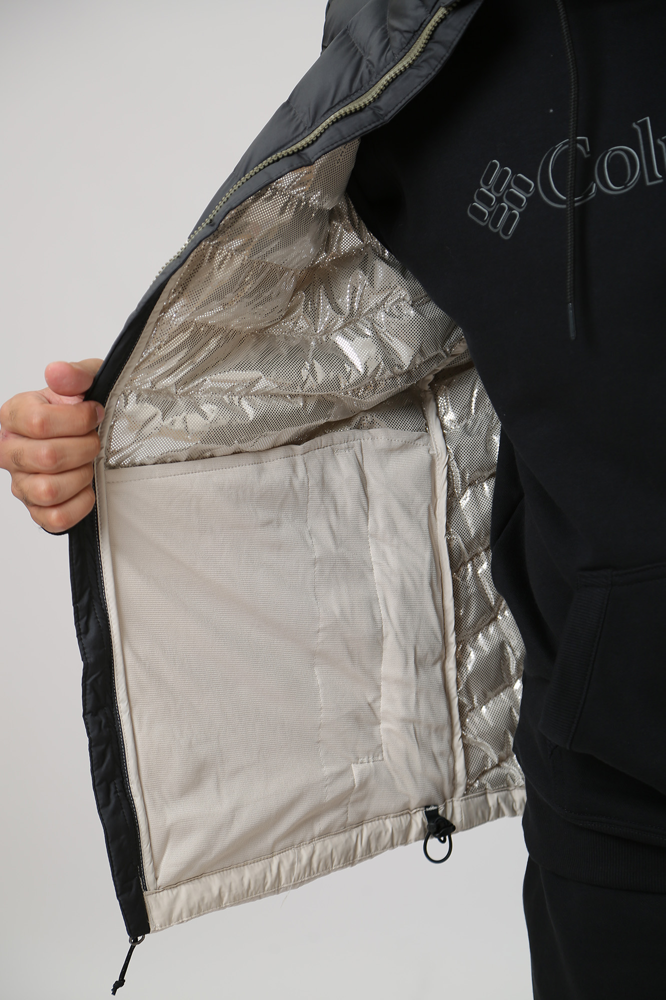 1748031 Жилет пуховой Powder Lite™ Vest Columbia Черный