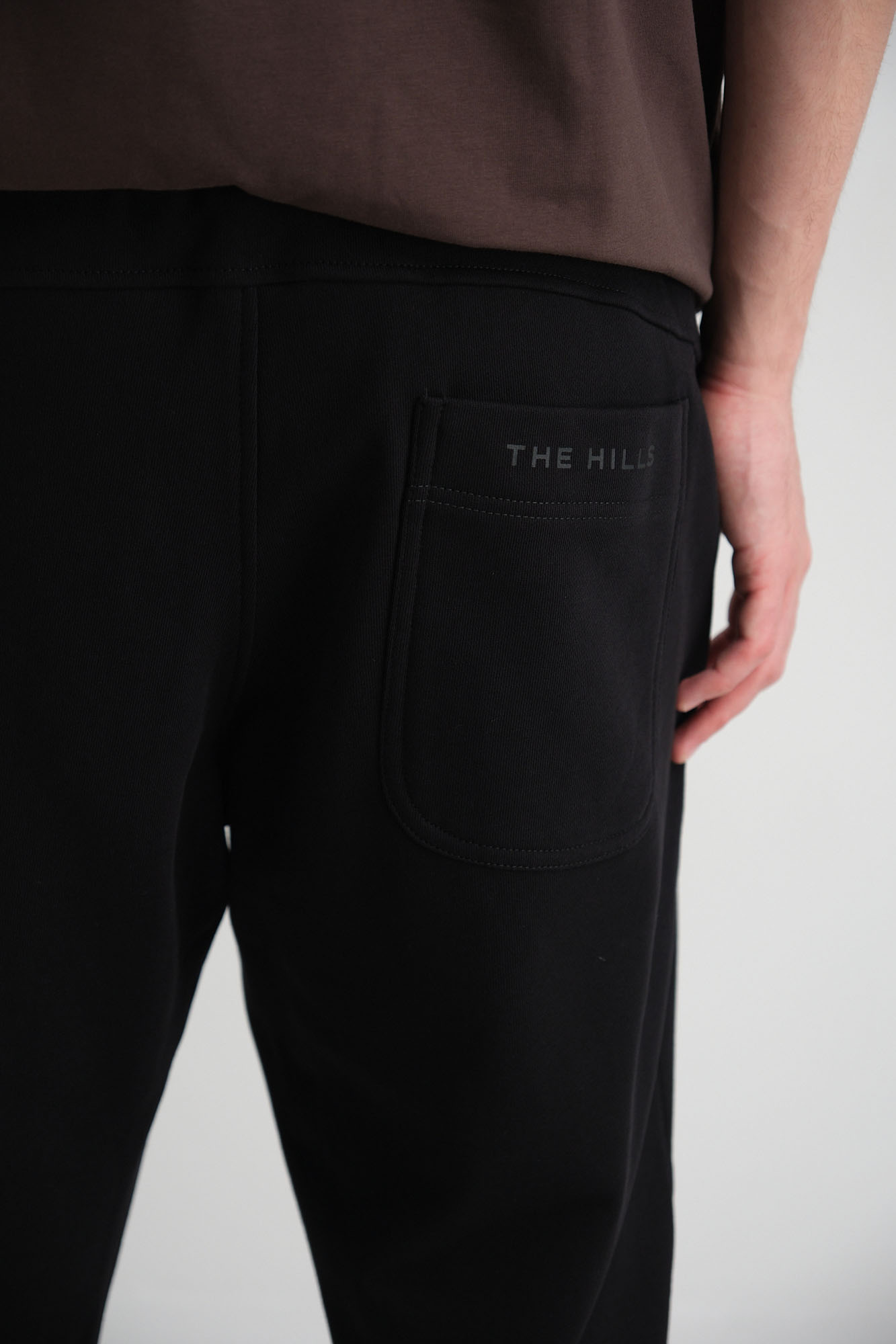 M-242-P-20-0016 Брюки спортивные The Hills Черный