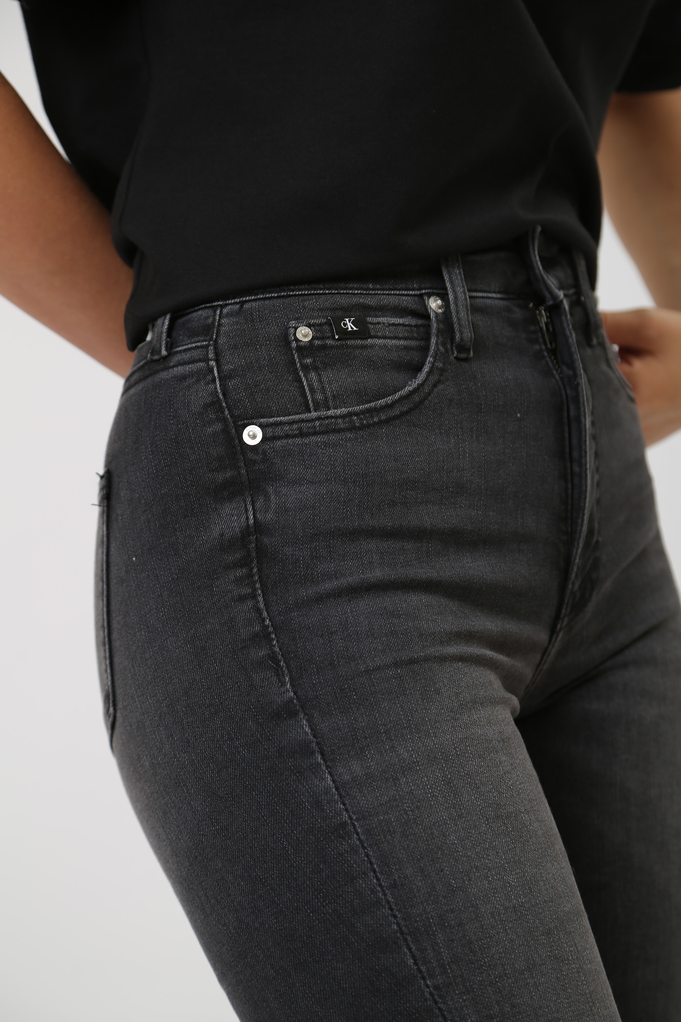 J20J221789 брюки джинсовые calvin klein jeans  calvin klein jeans 