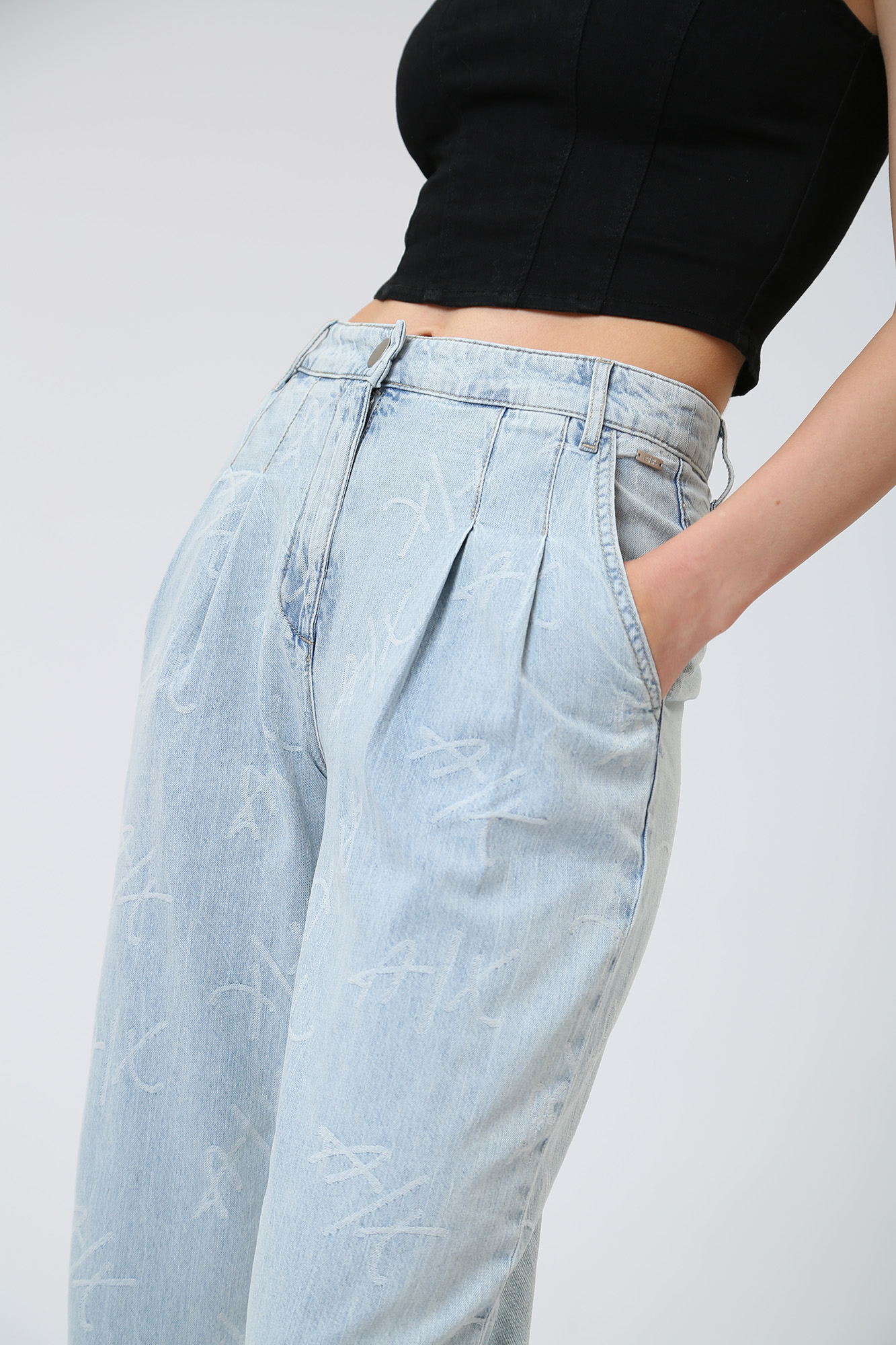 3RYP62_Y1NZZ брюки джинсовые armani exchange