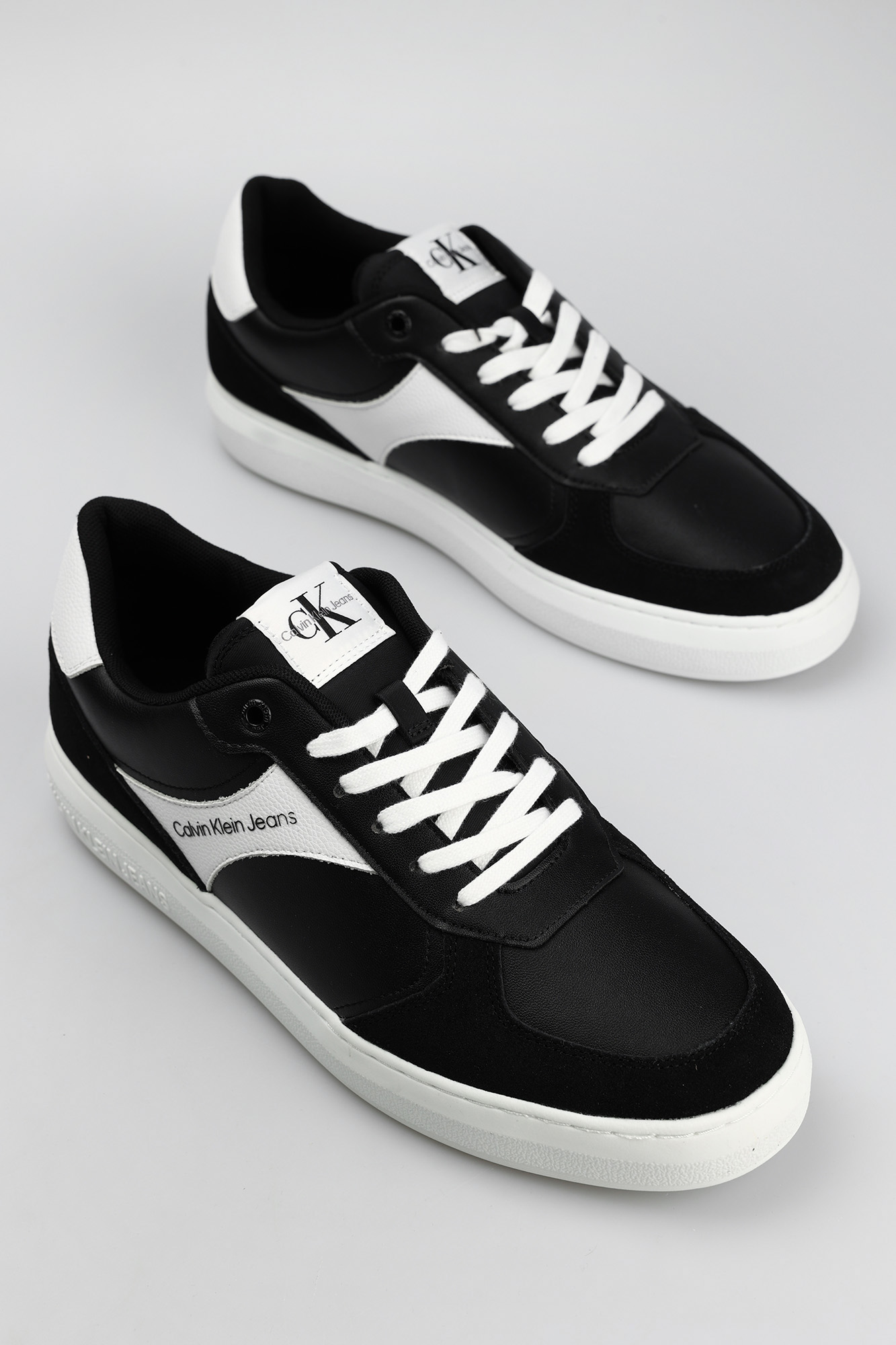 YM0YM00494 Кеды Calvin Klein Черный