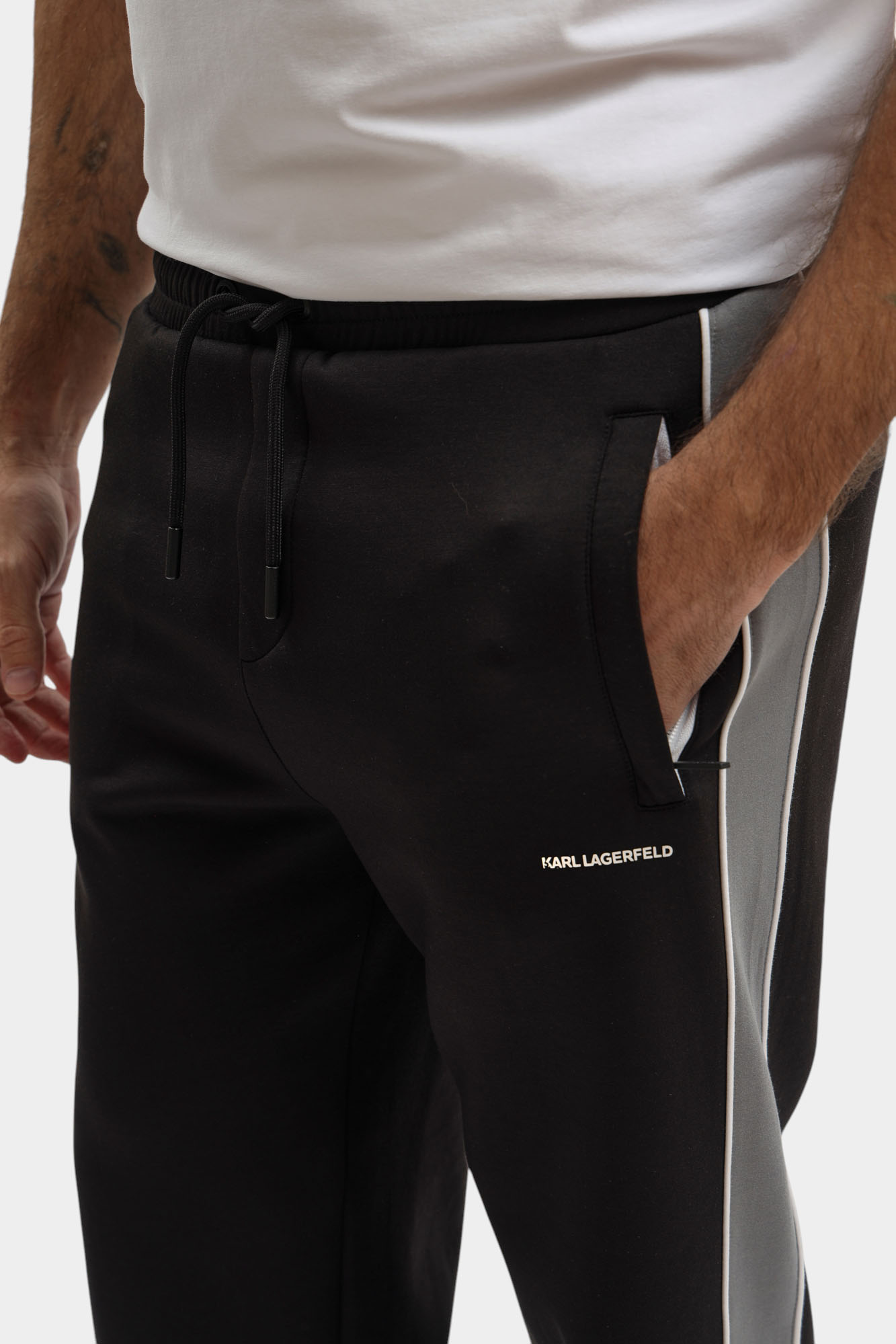 561902_705014 Брюки спортивные Karl Lagerfeld Черный