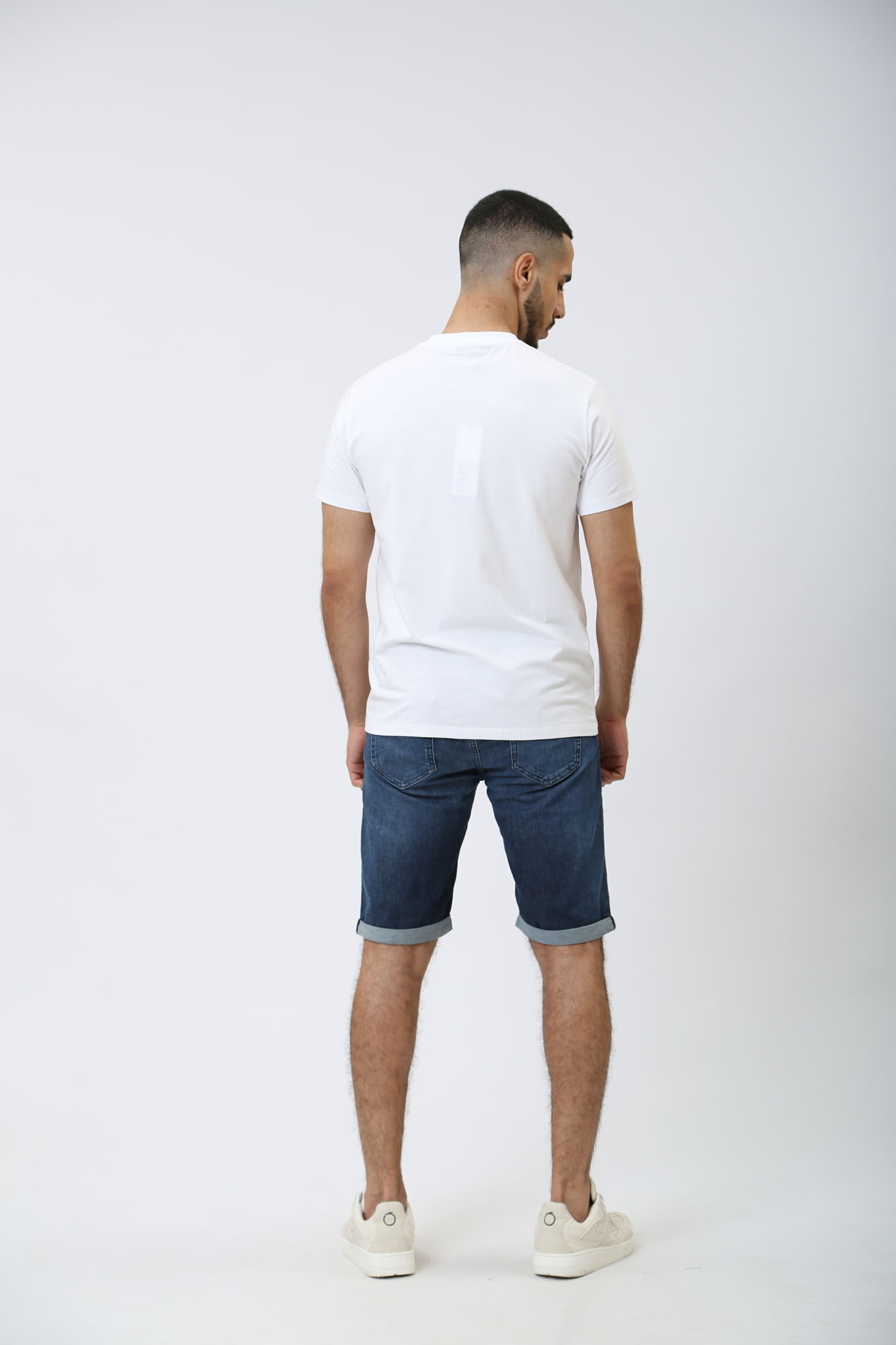 542833_265820 Шорты джинсовые Karl Lagerfeld Голубой