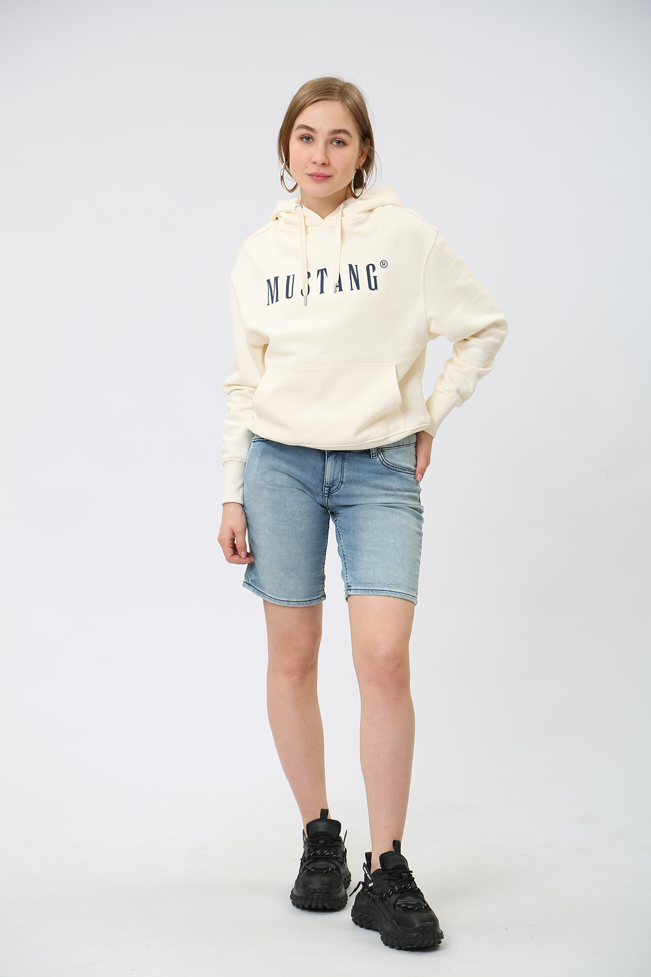 1009420-5000 шорты джинсовые mustang 