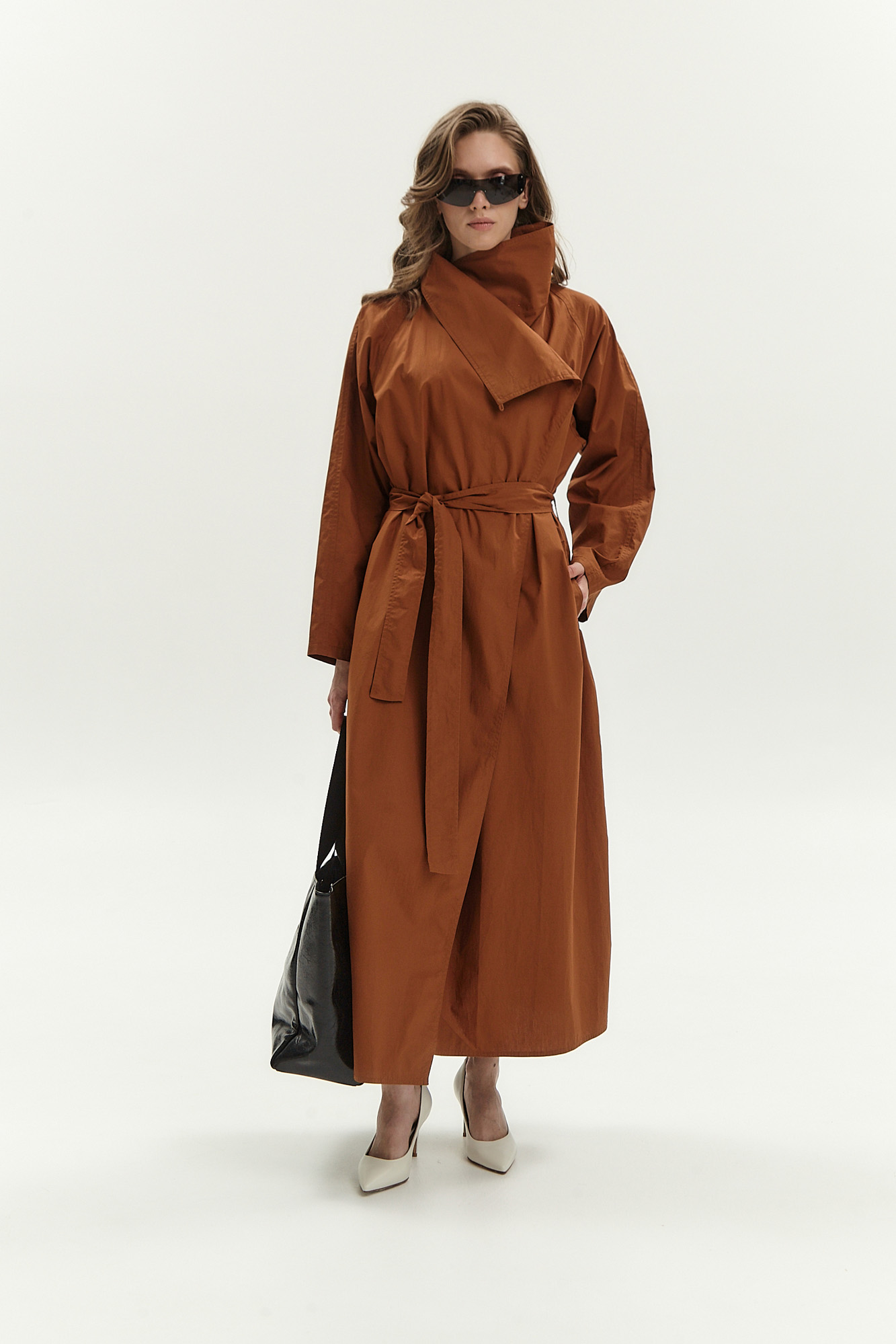 W-242-VA-42AD52 тренч the hills 