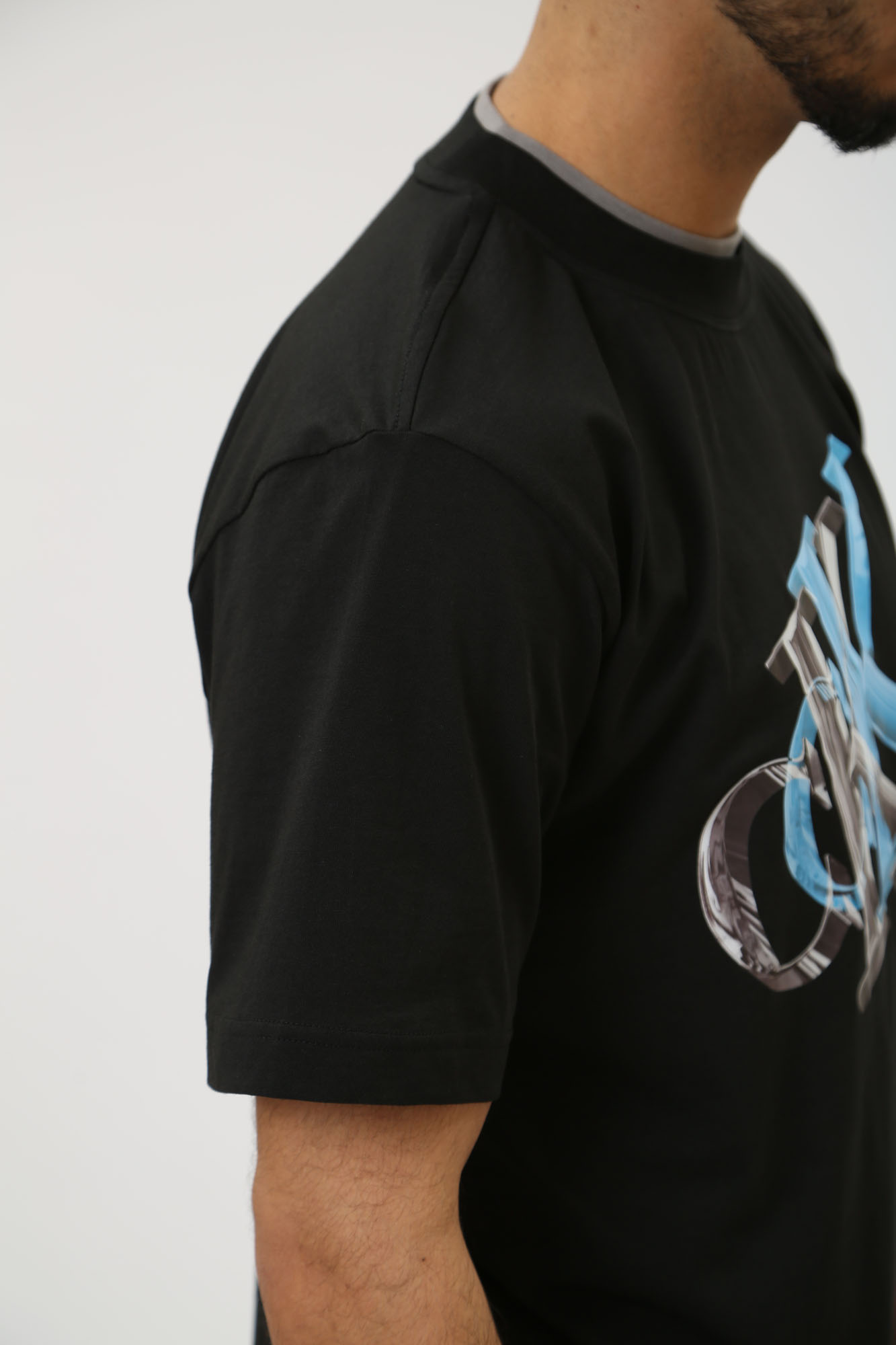 J30J325201 Футболка Calvin Klein Jeans Черный