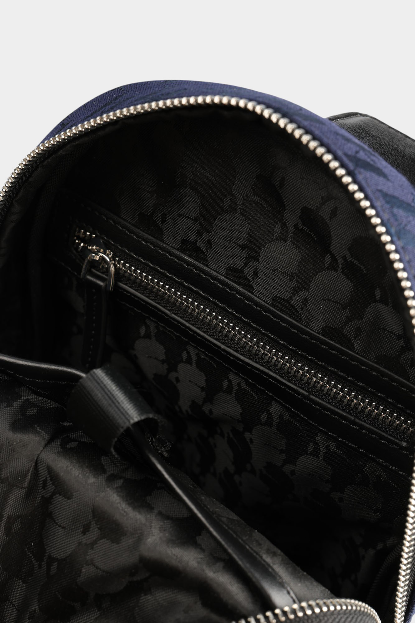 554115_805920 Сумка Karl Lagerfeld Синий