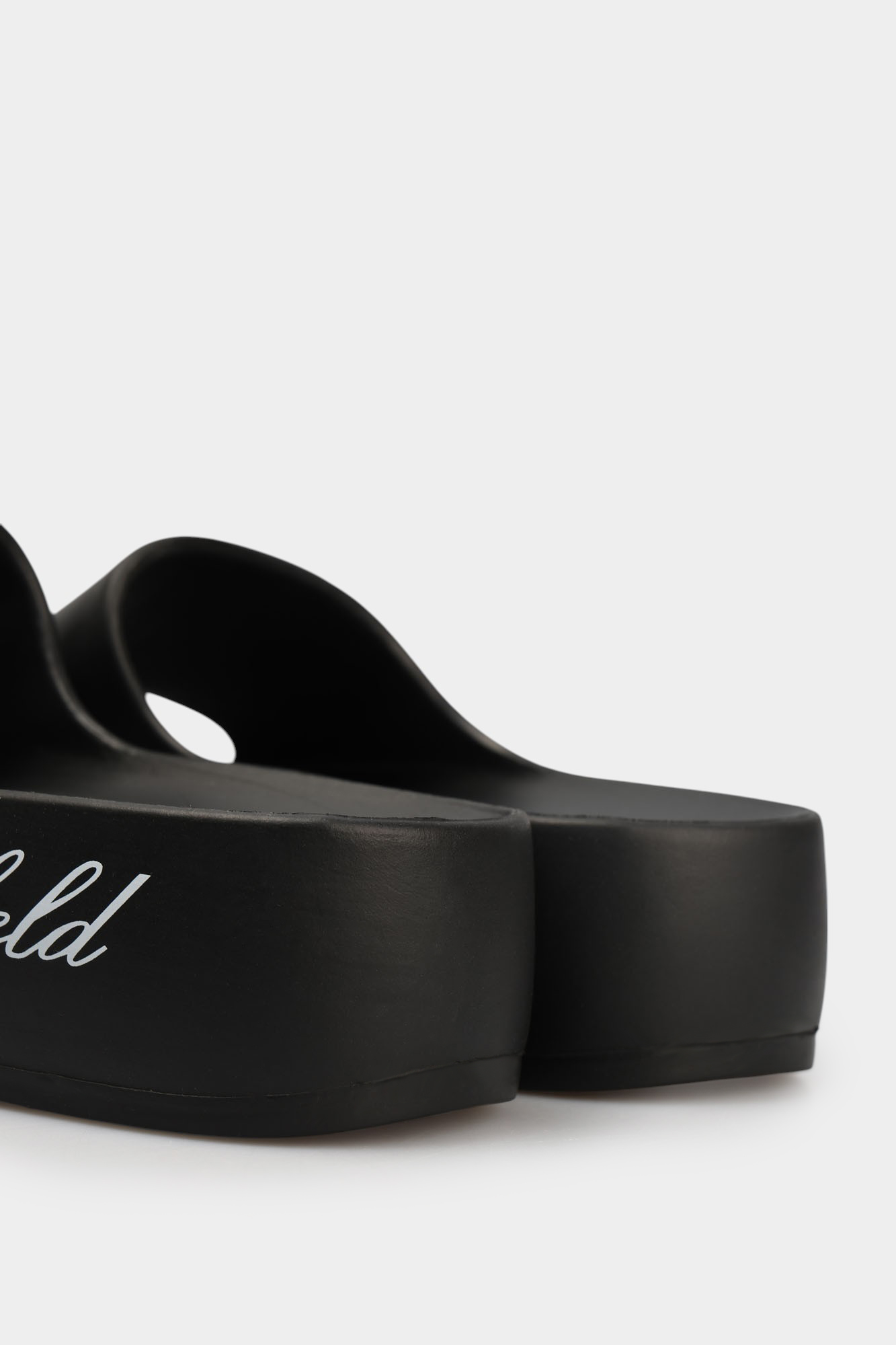 KL86000 Сабо Karl Lagerfeld Черный