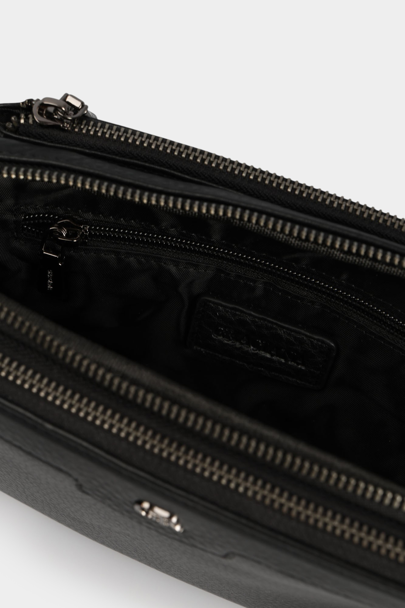 LP45-4935-1 Барсетка Graciana Черный