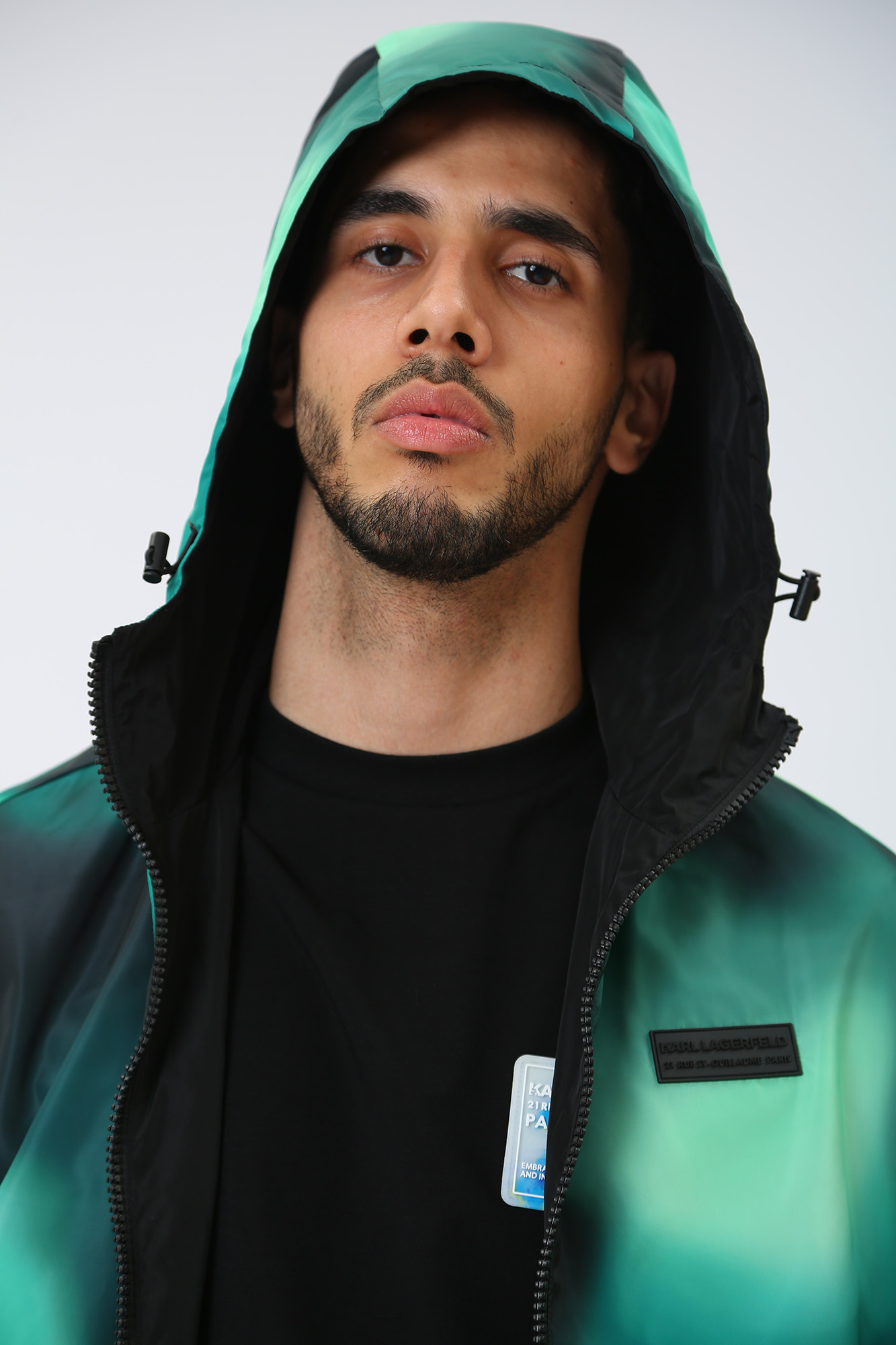 532508_505006 Ветровка Karl Lagerfeld Зеленый