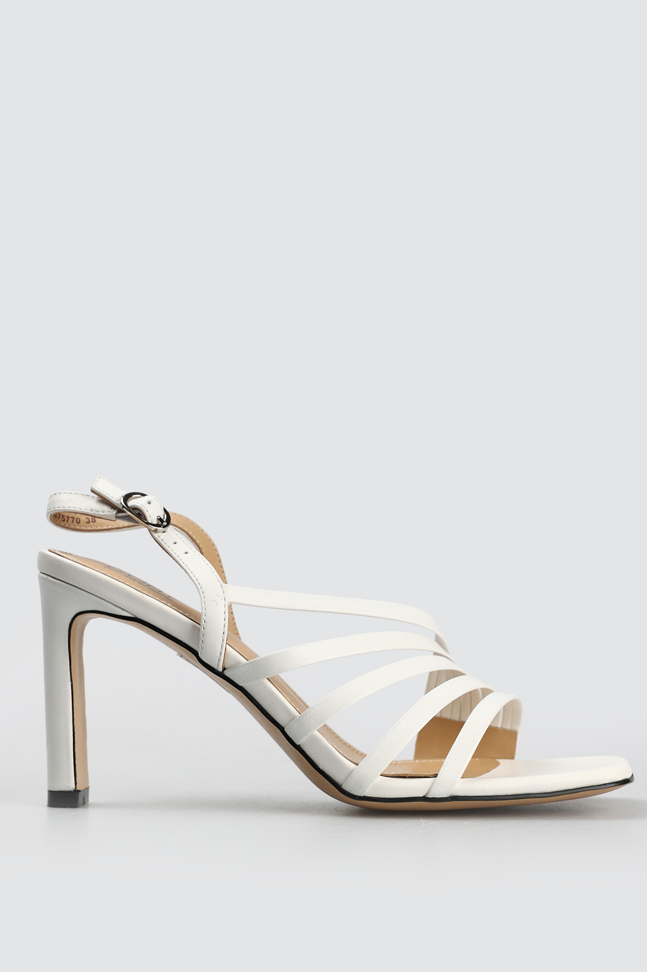 20045700757 Босоножки Marc Cony Белый