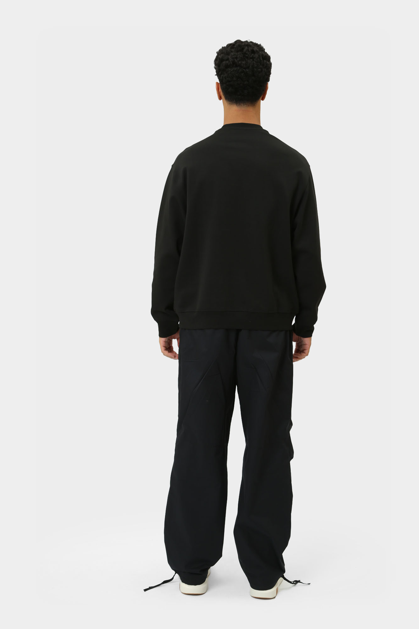 6DZMAE_ZJKBZ Свитшот Armani Exchange Черный