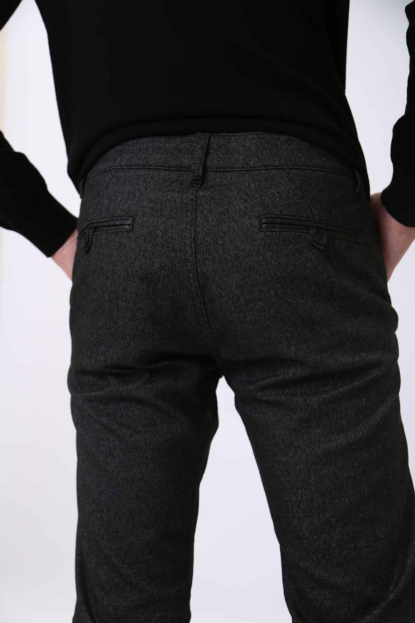 524816_255836 Брюки чиносы Karl Lagerfeld Черный