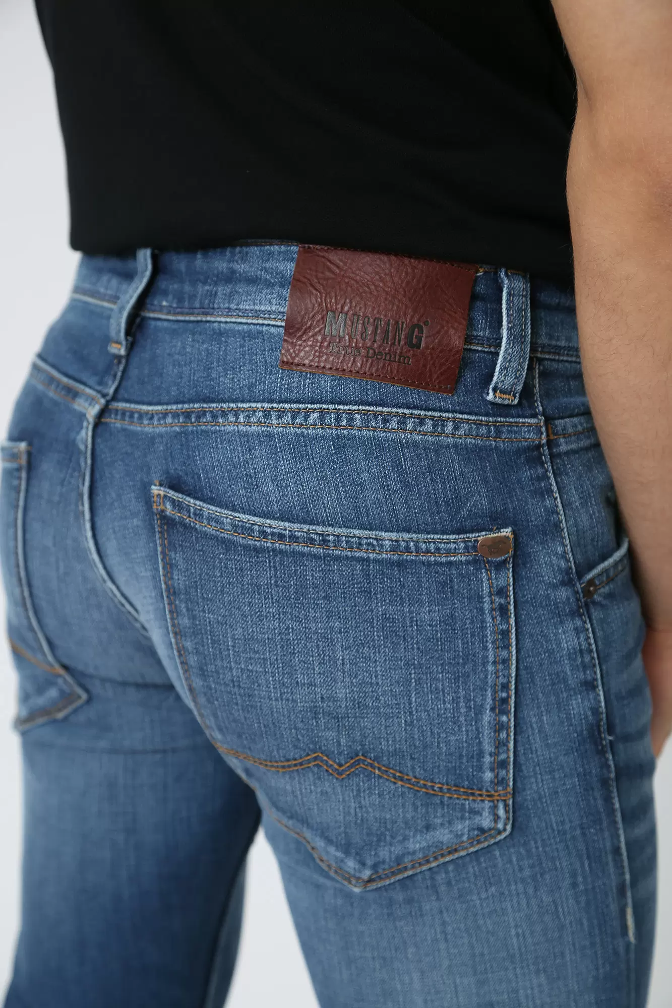 3135-5111 Джинсы Michigan Straight  Mustang Голубой