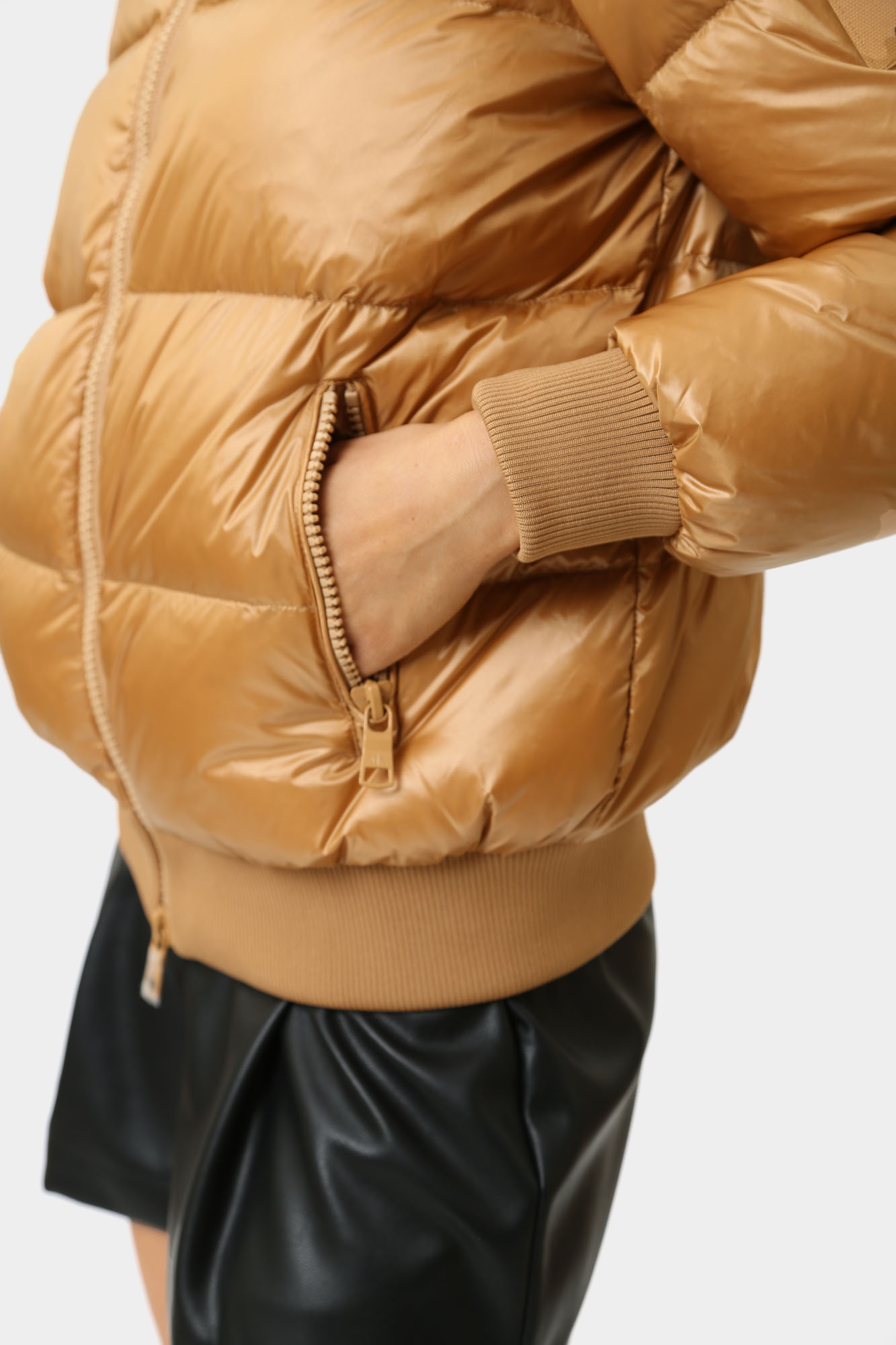 XW000228_AF10860 куртка пуховая armani exchange 