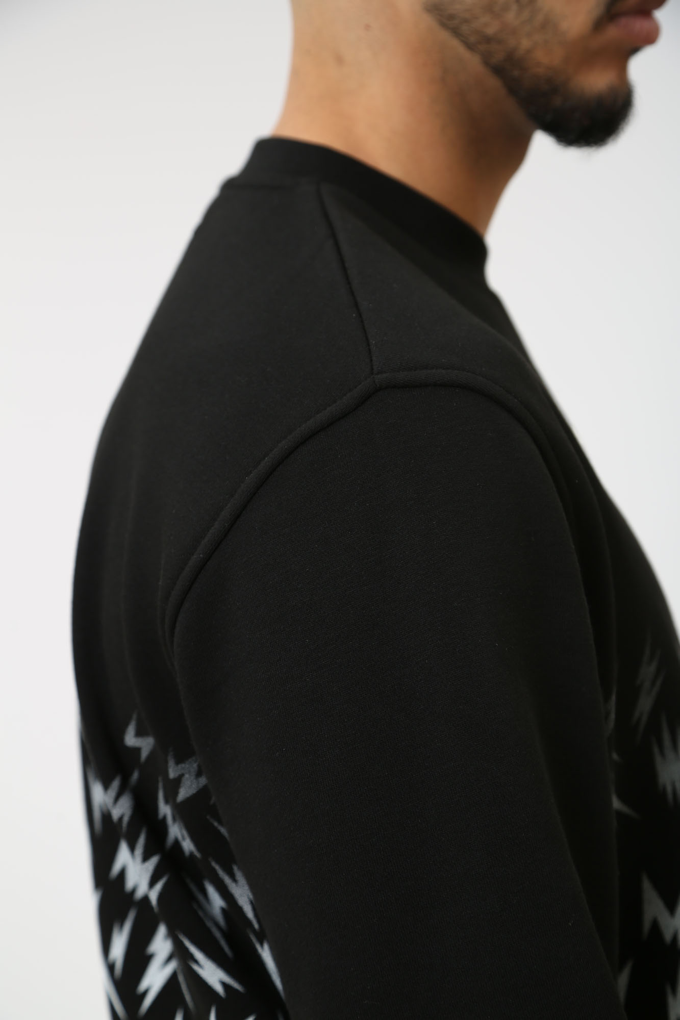 542900_705007 Свитшот Karl Lagerfeld Черный