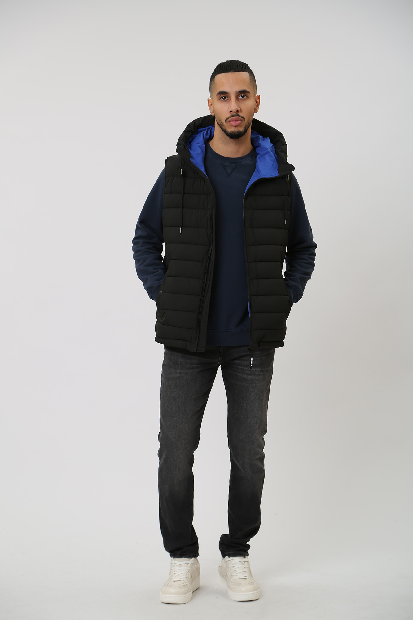 48011-25018 Жилет утепленный LTB Черный