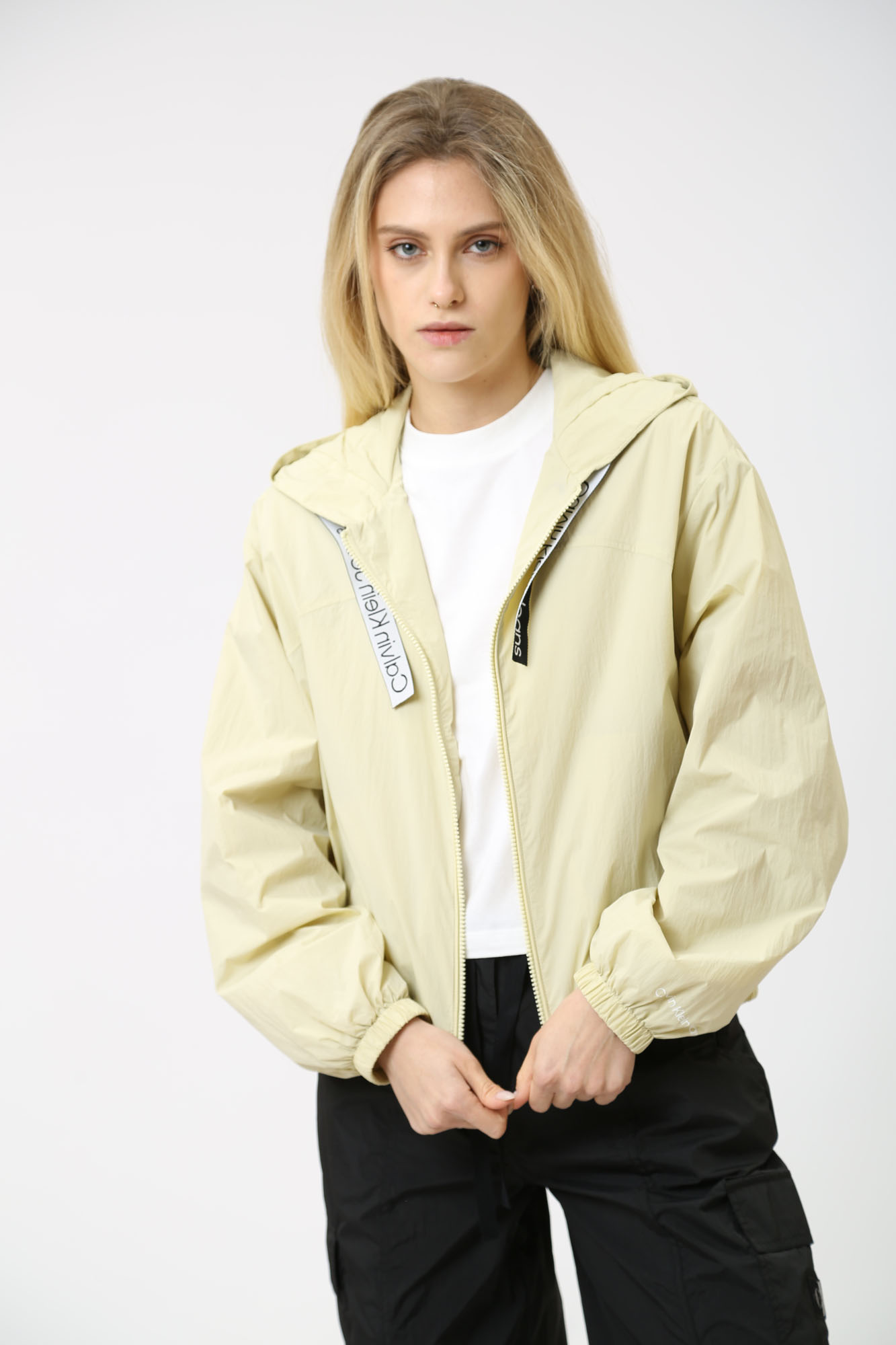 J20J223353 куртка calvin klein jeans