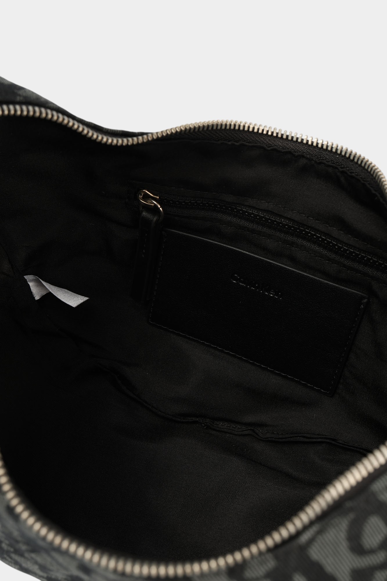 LV04F3206G Сумка Calvin Klein Jeans Черный