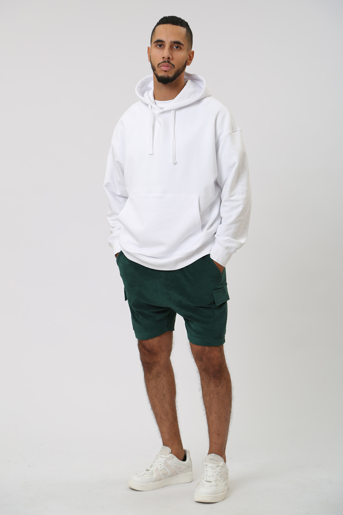 30037557_10015972 Шорты трикотажные Strellson Зеленый