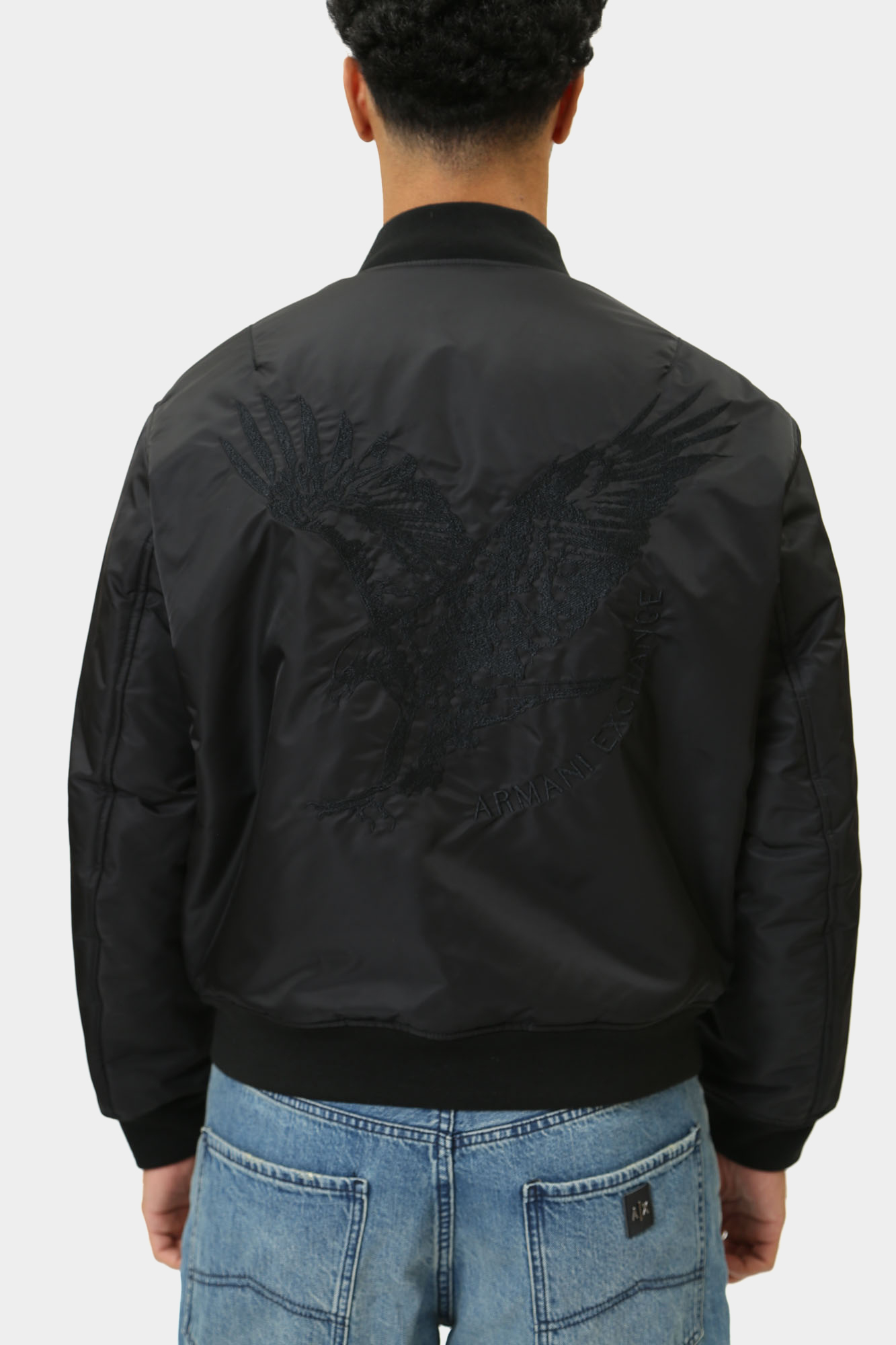 6DZB01_ZN4WZ Бомбер Armani Exchange Черный