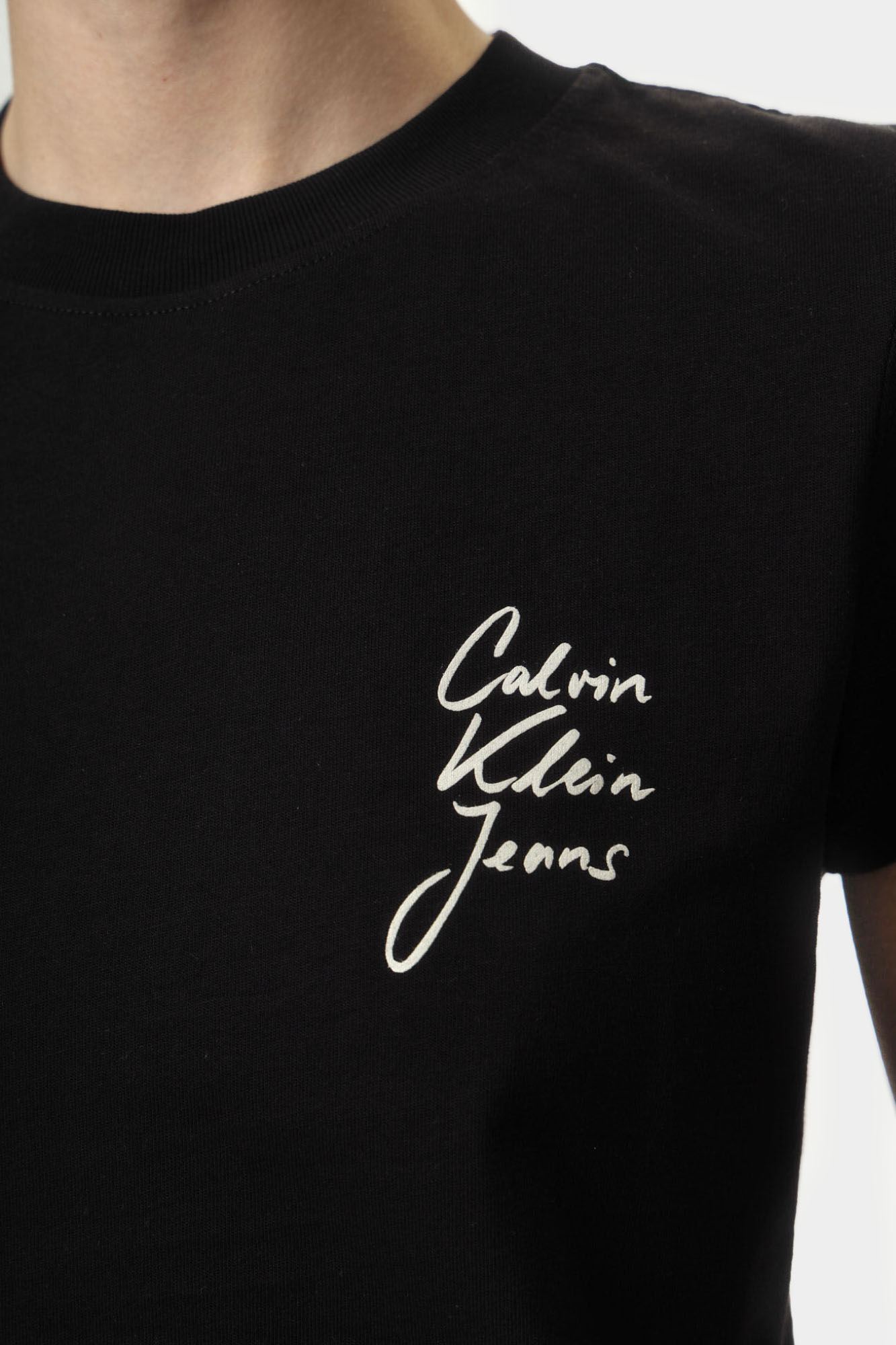 J20J224984 футболка calvin klein jeans 