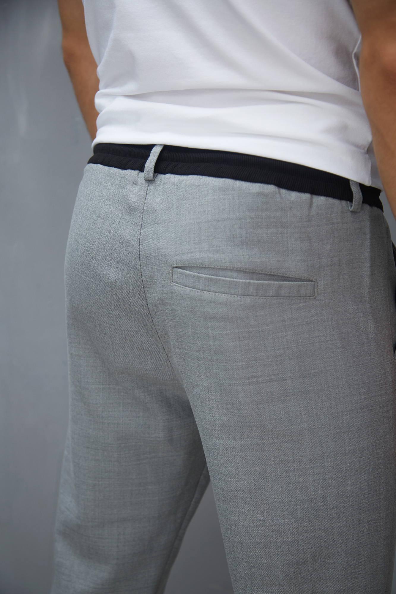 M-231-TH-56-0024 Брюки The Hills Серый