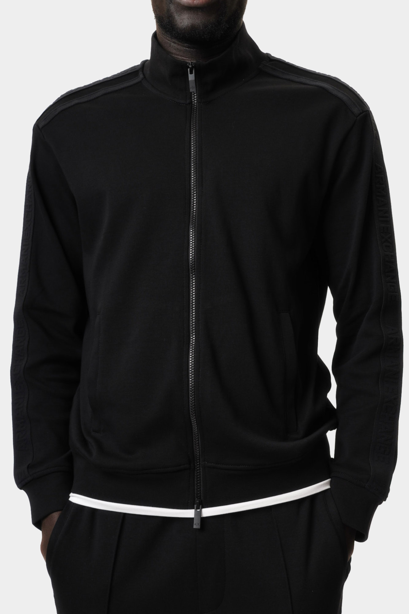 XM000311_AF10365 Толстовка Armani Exchange Черный