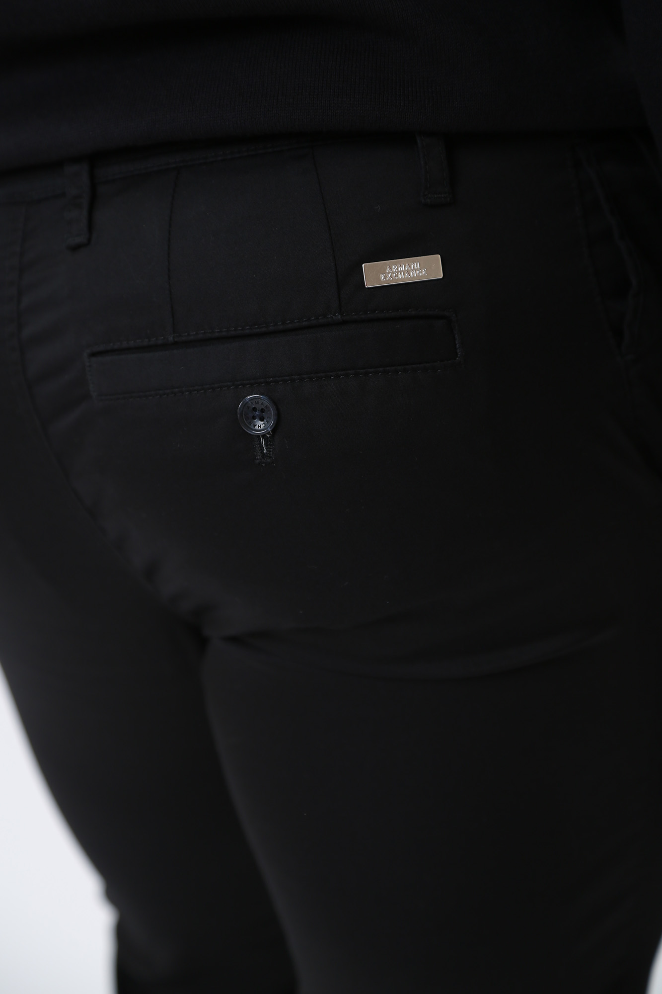 8NZP45_ZN1RZ Брюки чиносы Armani Exchange Черный