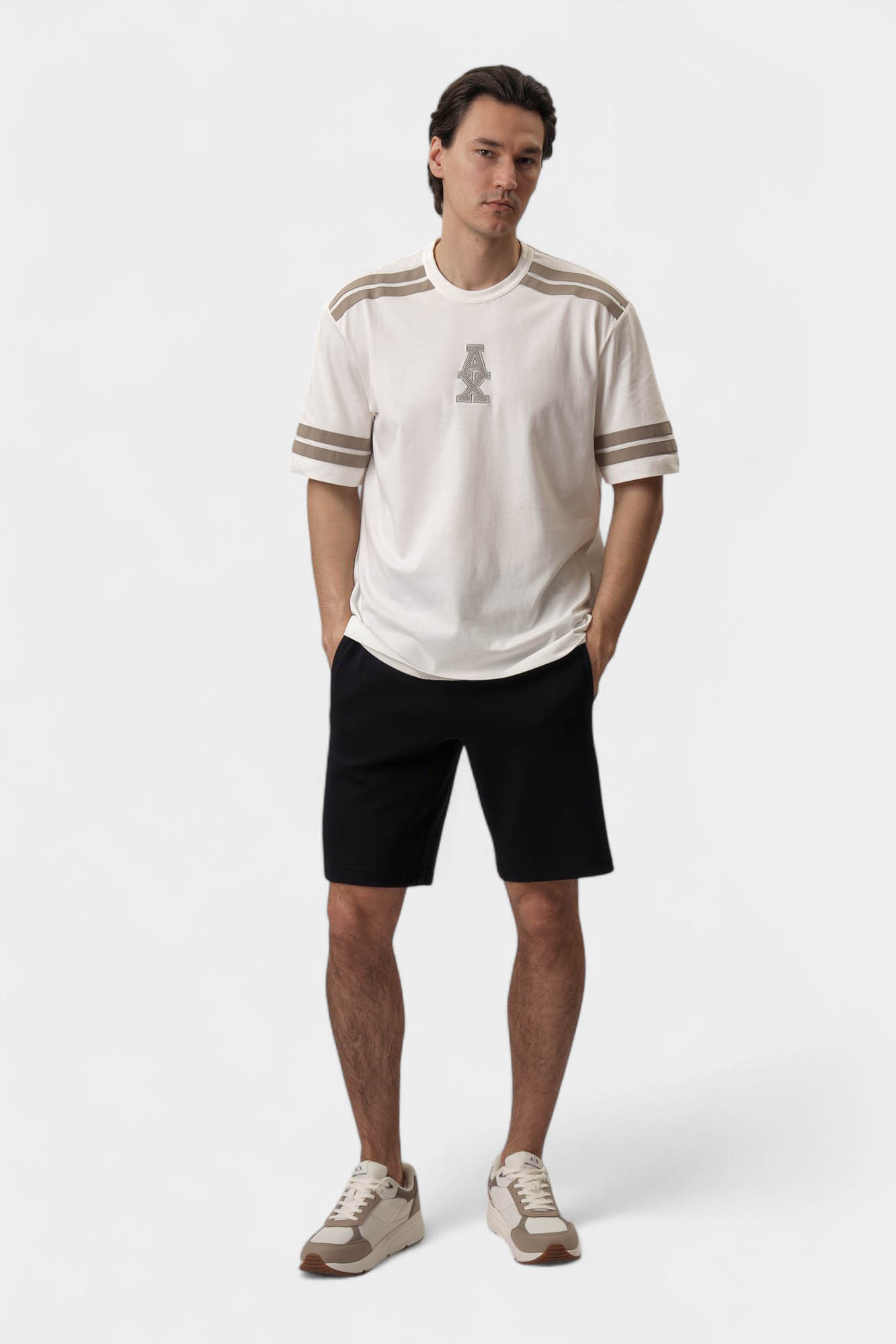 XM000372_AF10818 Шорты Armani Exchange 