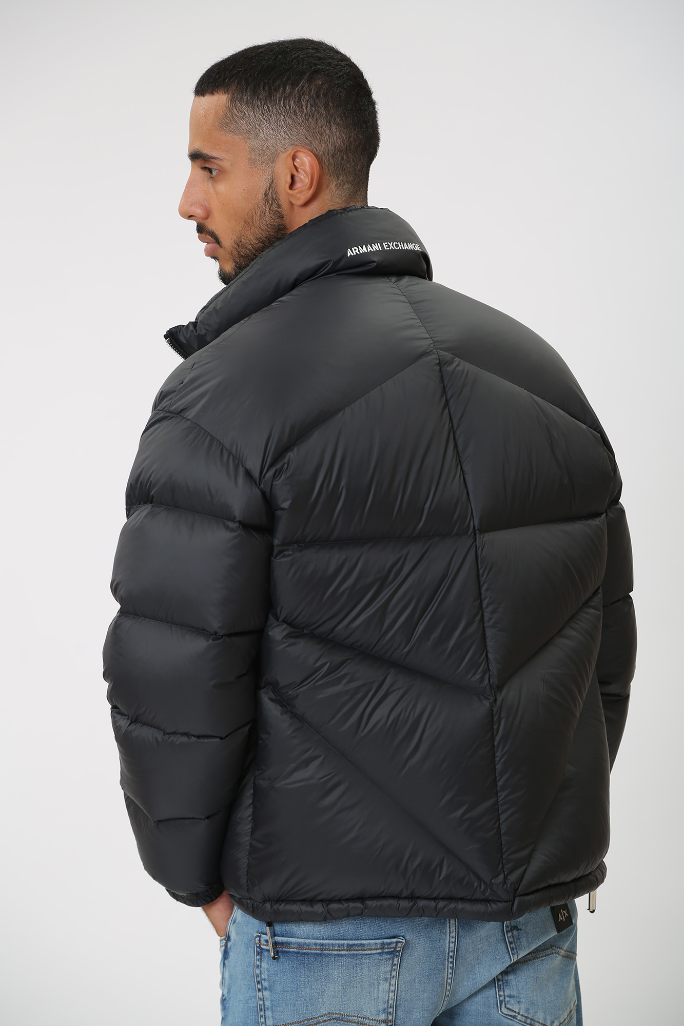 6RZBL9_ZN2RZ Куртка пуховая  Armani Exchange Черный