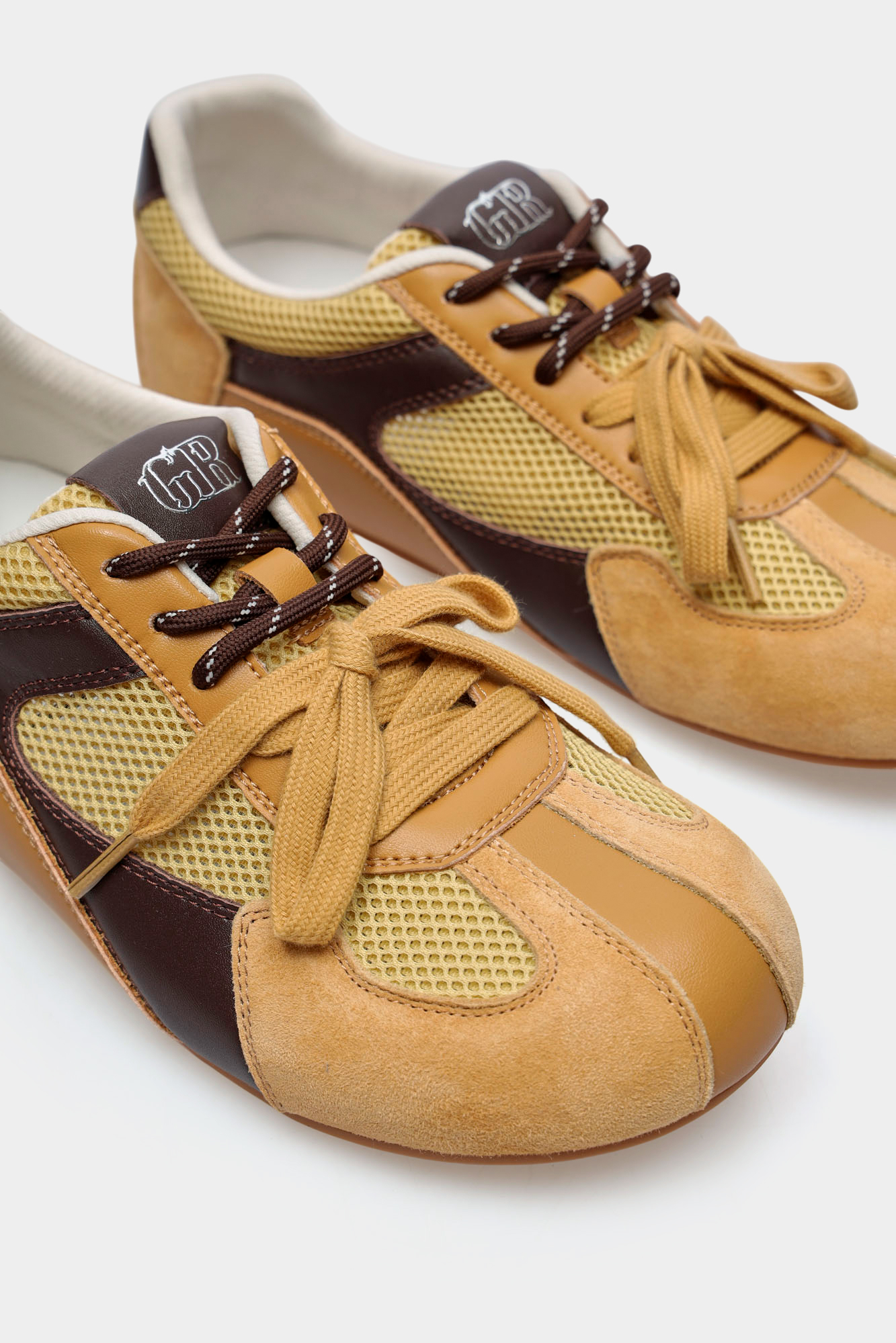 S8-5052-1 Кроссовки Graciana Желтый