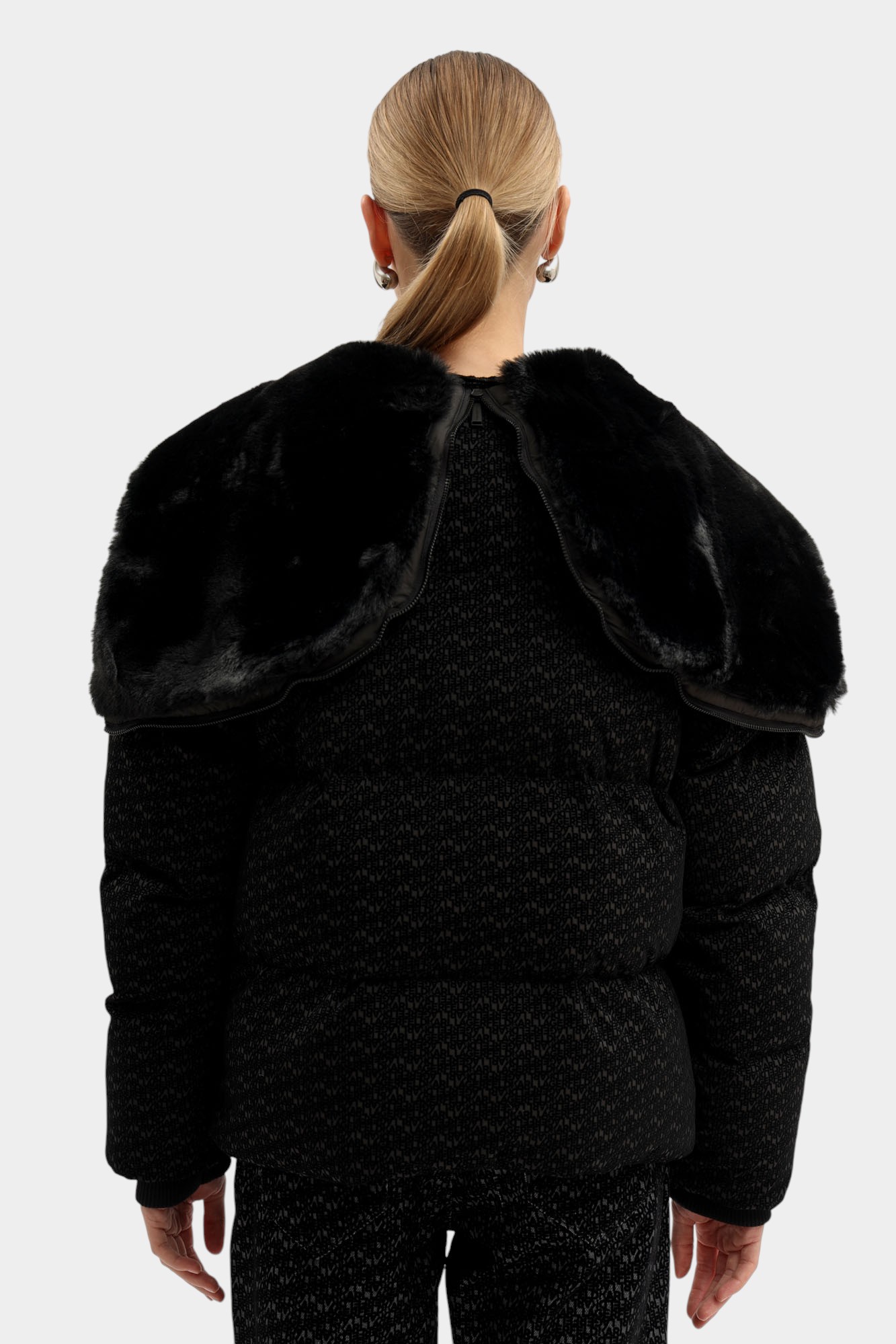 A4W15042 куртка karl lagerfeld 