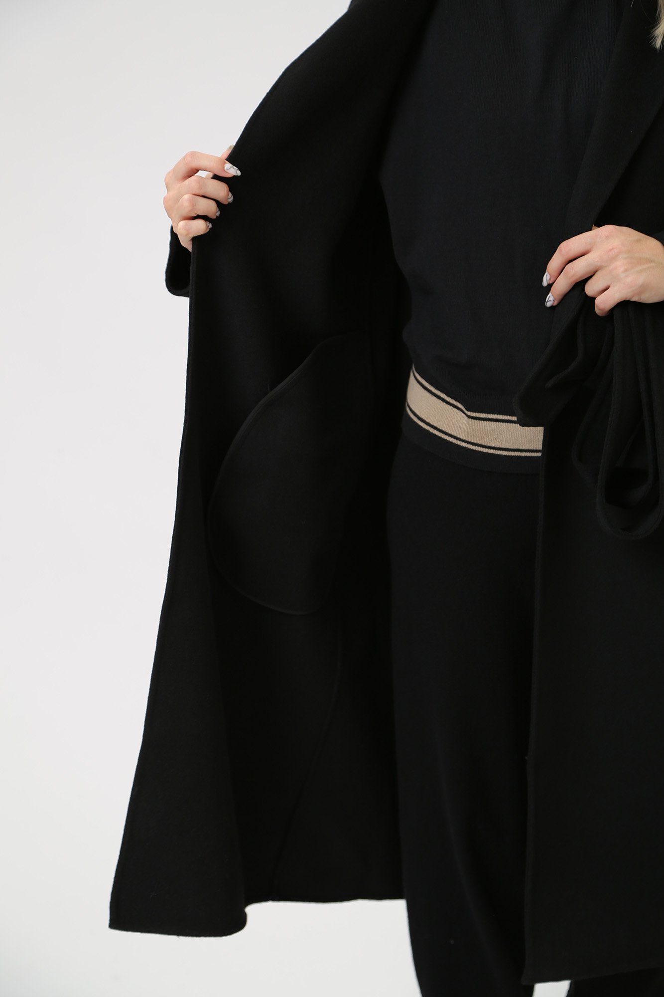 6RYL22_YN4PZ пальто armani exchange