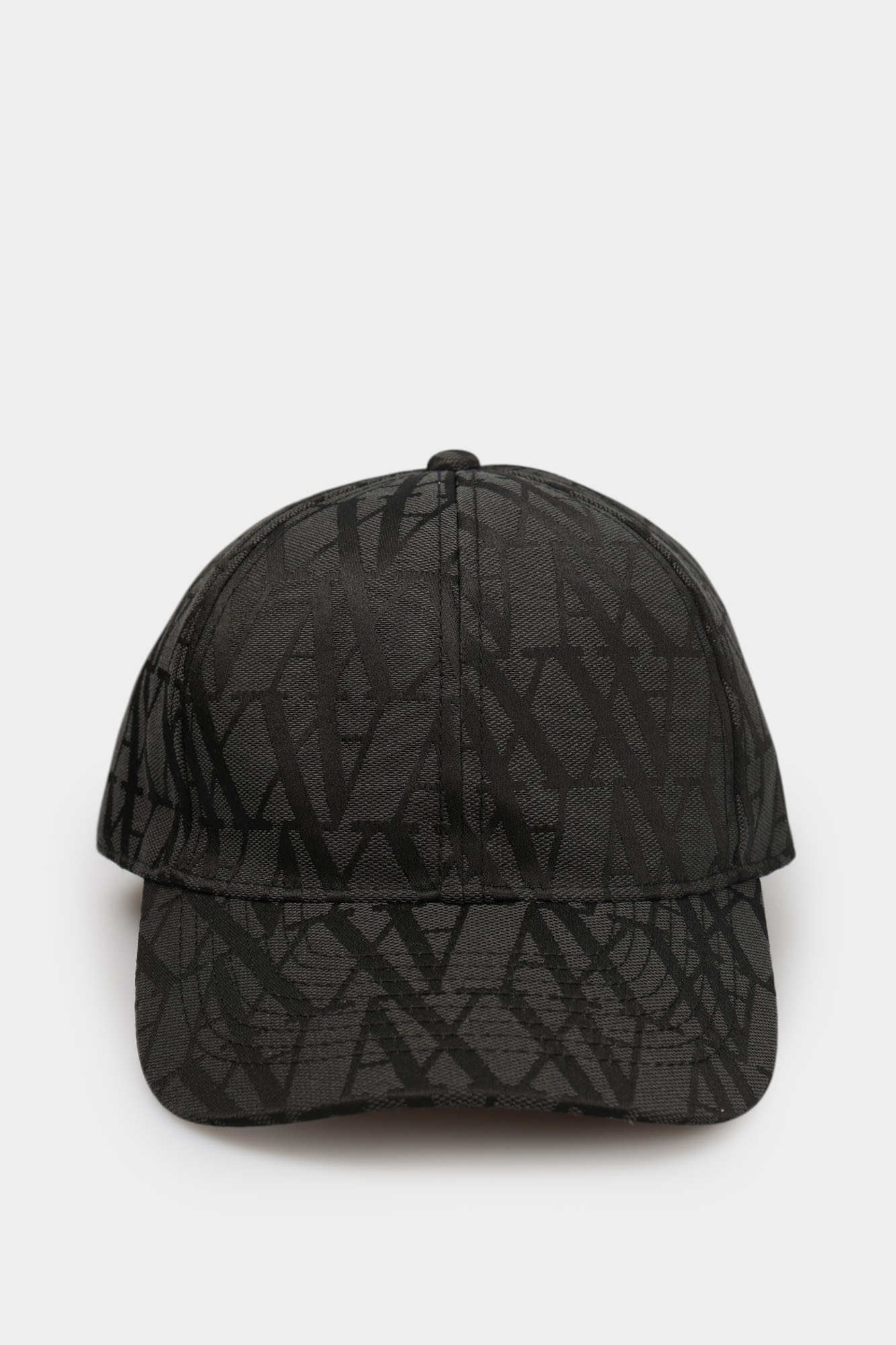 XW000877_AF13377 Кепка Armani Exchange Черный