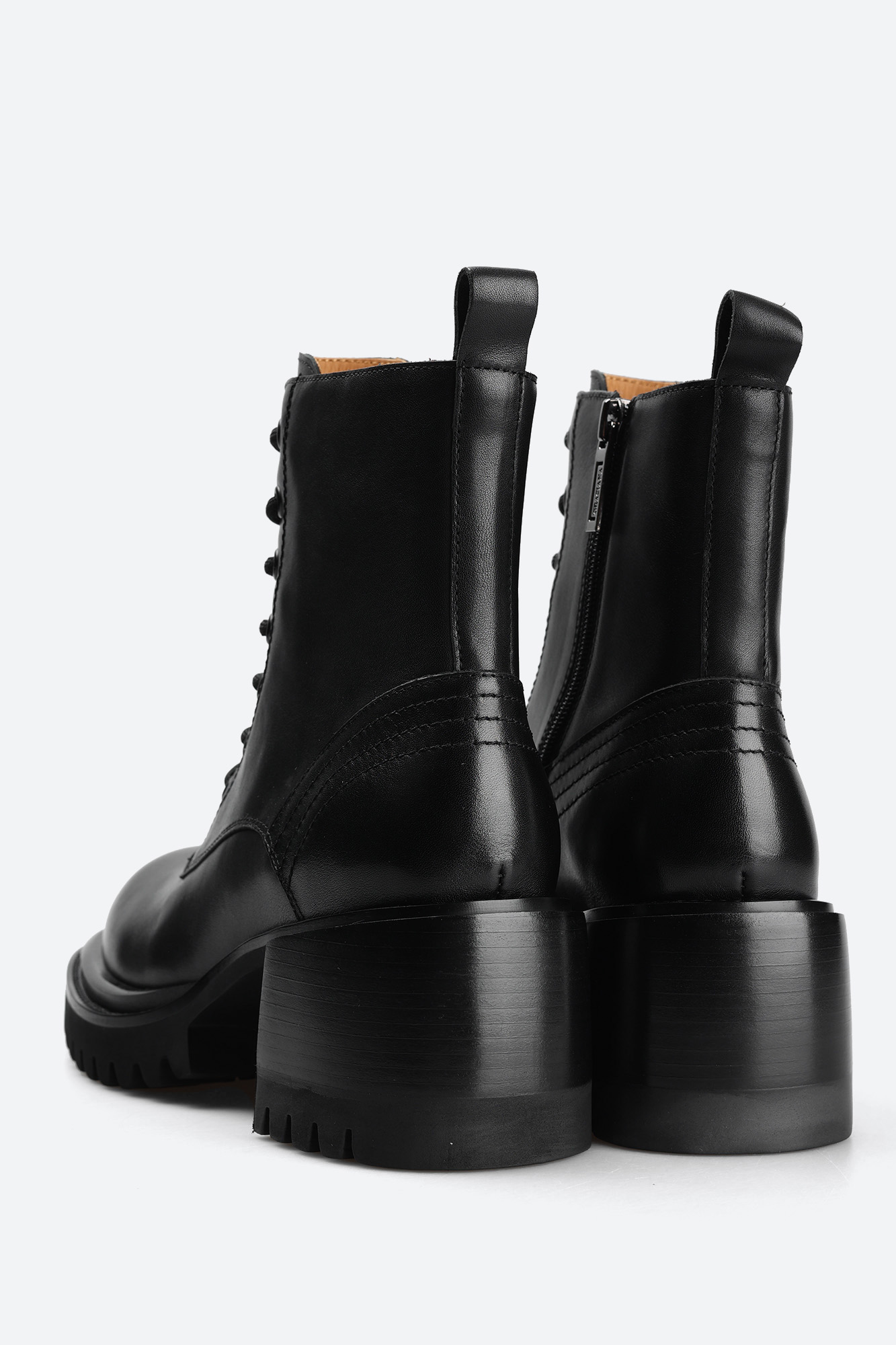 G3-6608 Ботинки Graciana Черный