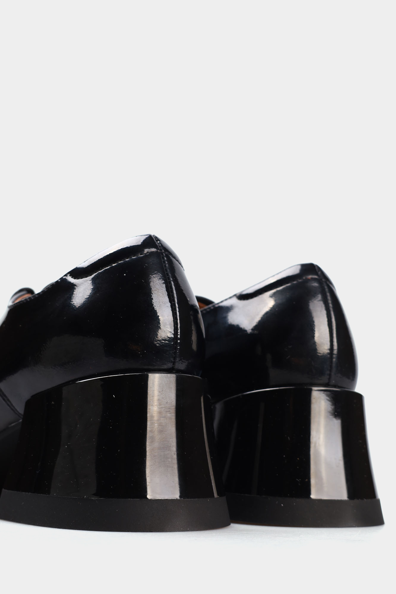 MC18626 Туфли Marc Cony Черный