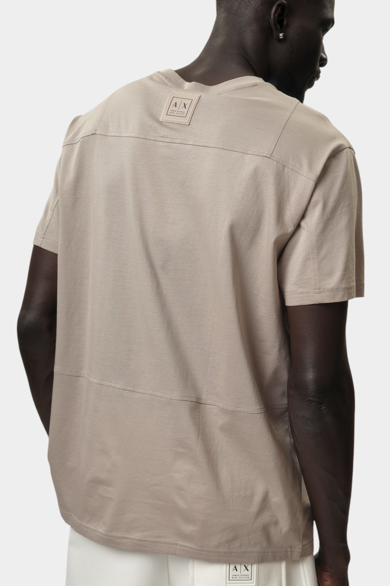 XM000359_AF10364 Футболка Armani Exchange Бежевый