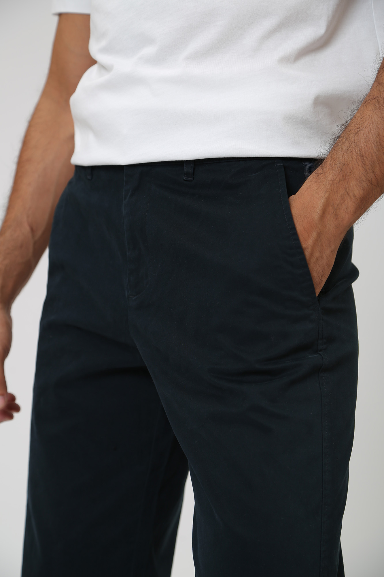 6RZP32_ZN2LZ Брюки чиносы Armani Exchange Синий