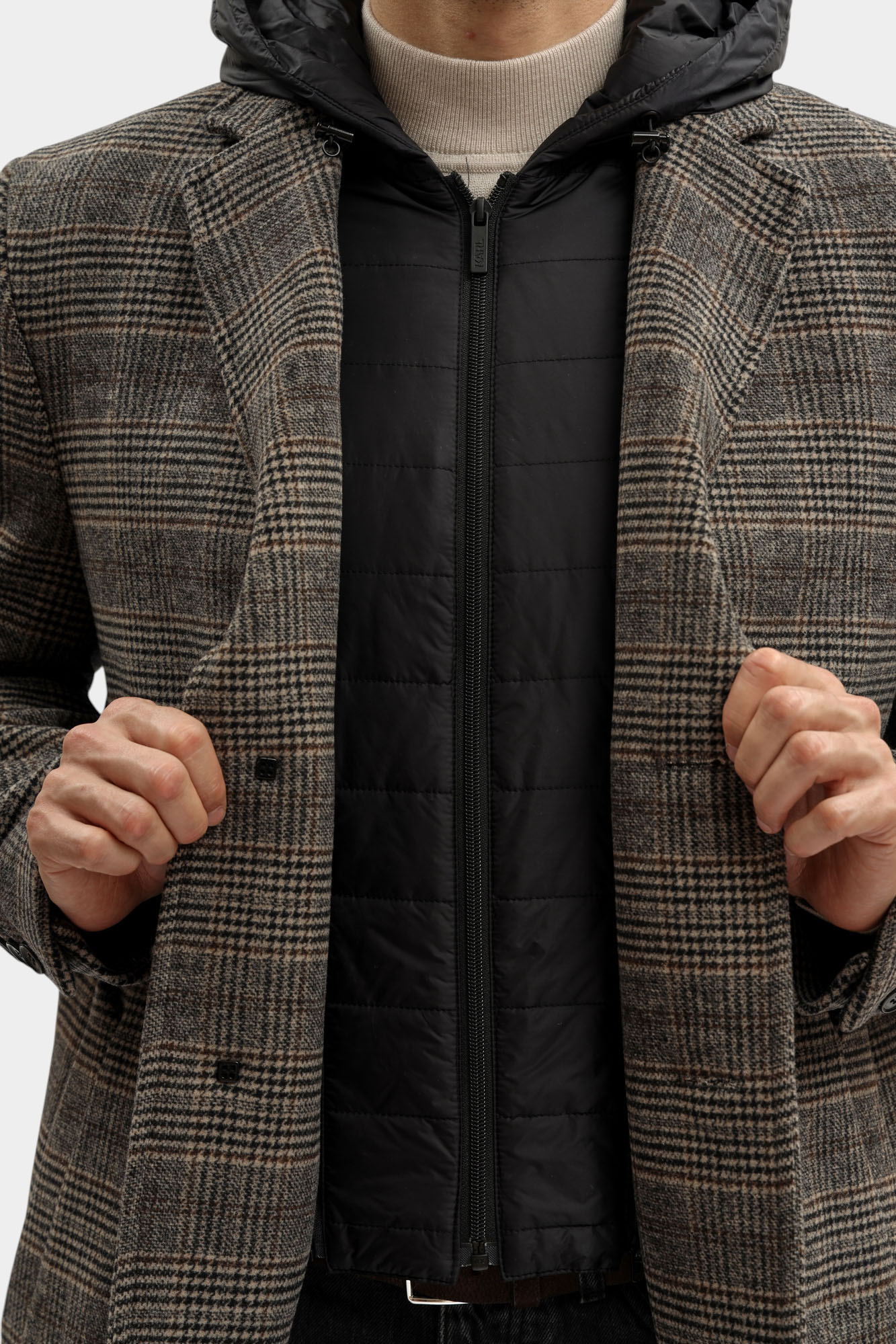 554755_455733 Пальто Karl Lagerfeld Черный