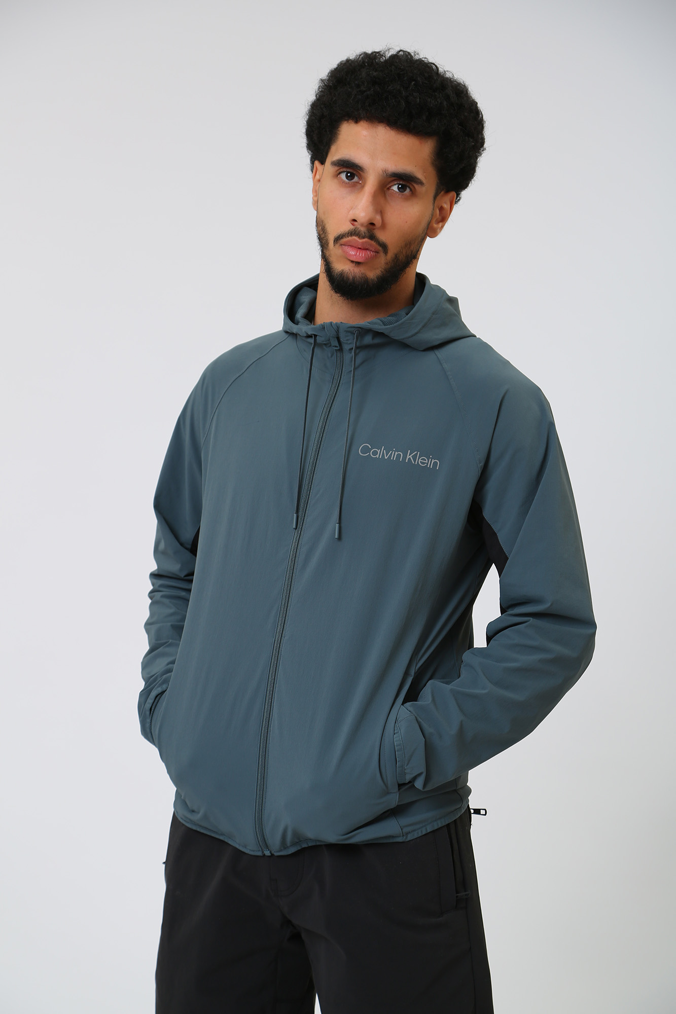 00GMS2O507 Ветровка Calvin Klein Jeans Зеленый