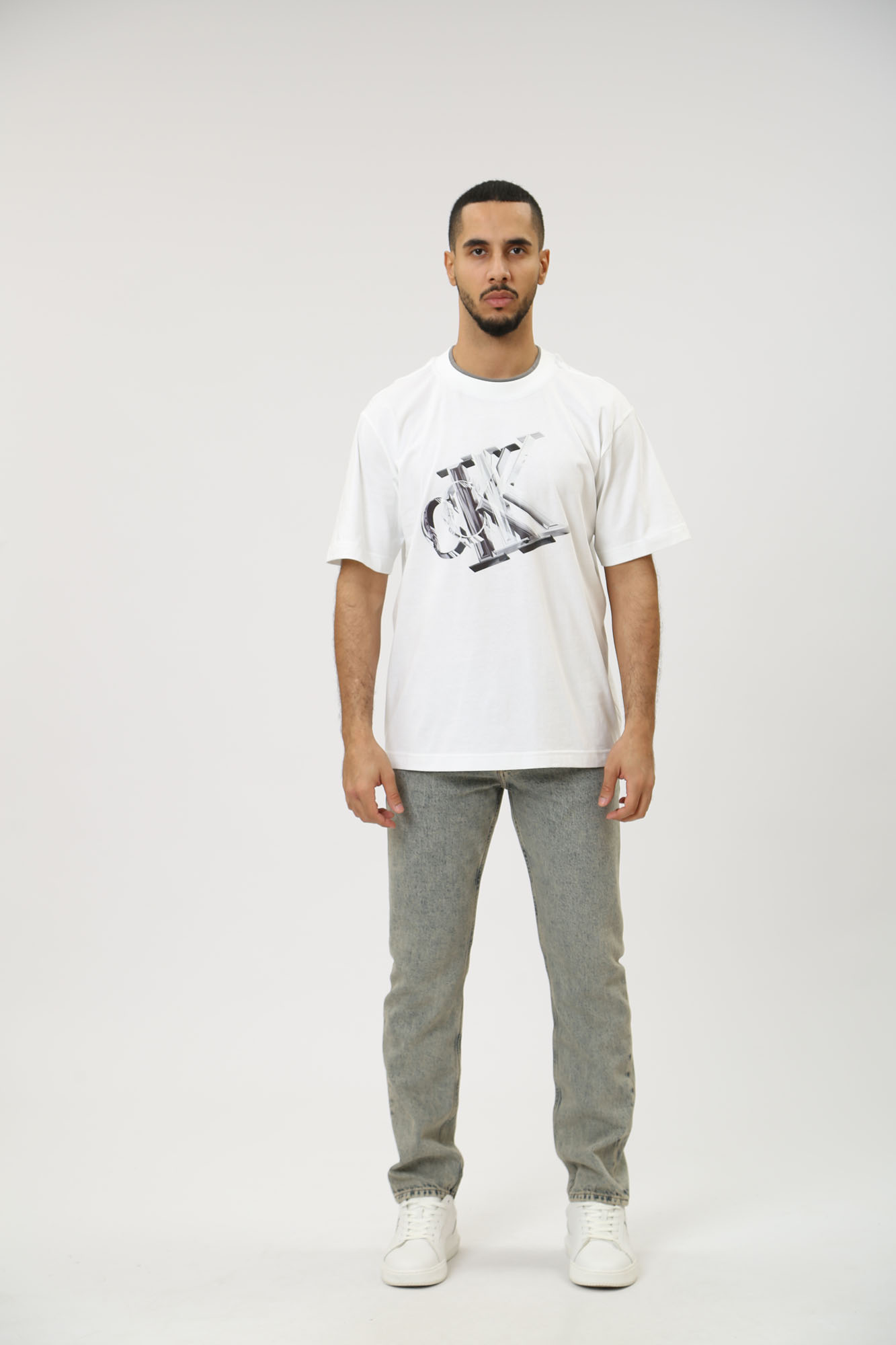 J30J325201 Футболка Calvin Klein Jeans Белый