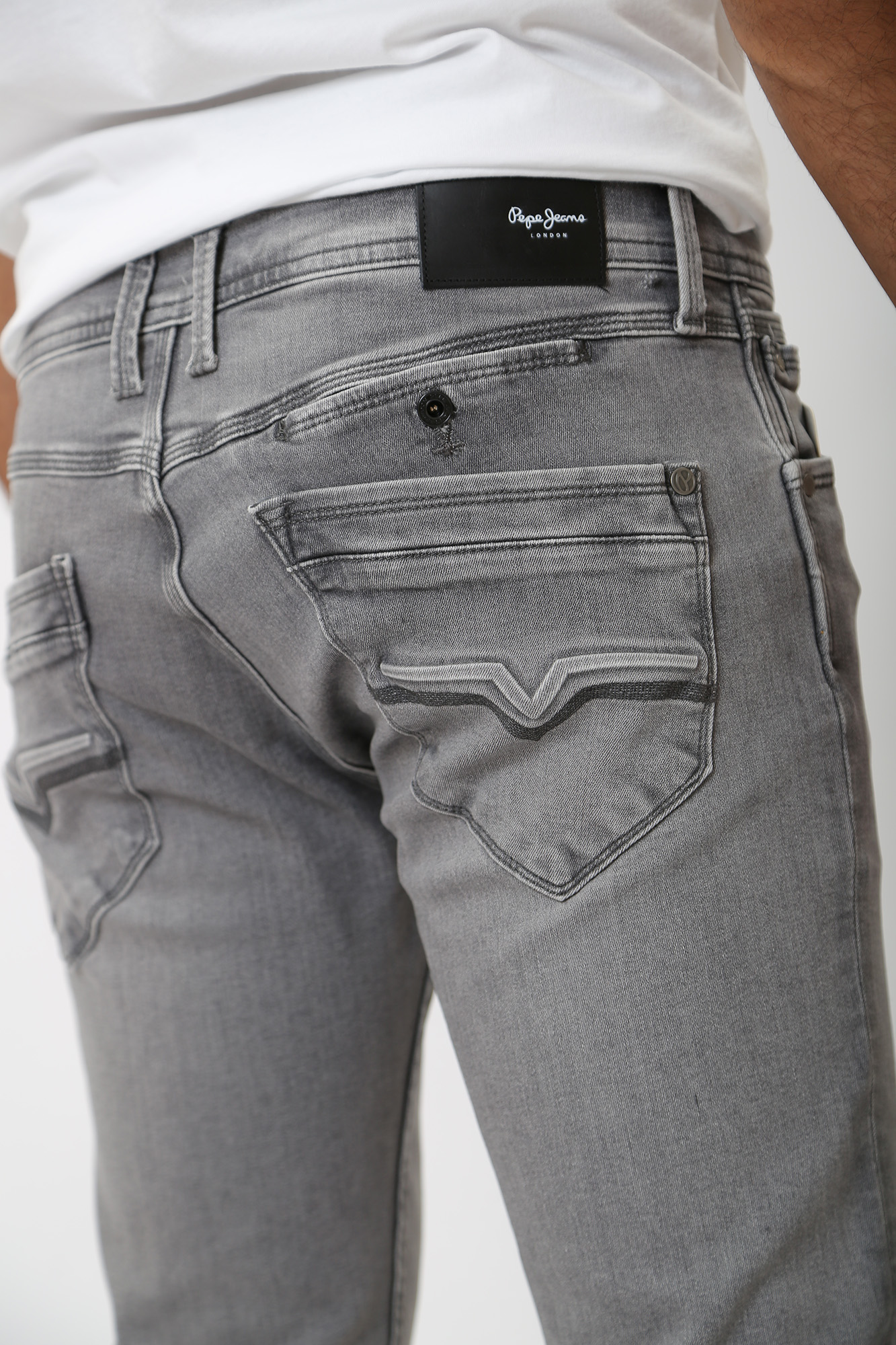 PM206325UG3 Брюки джинсовые Pepe Jeans Серый