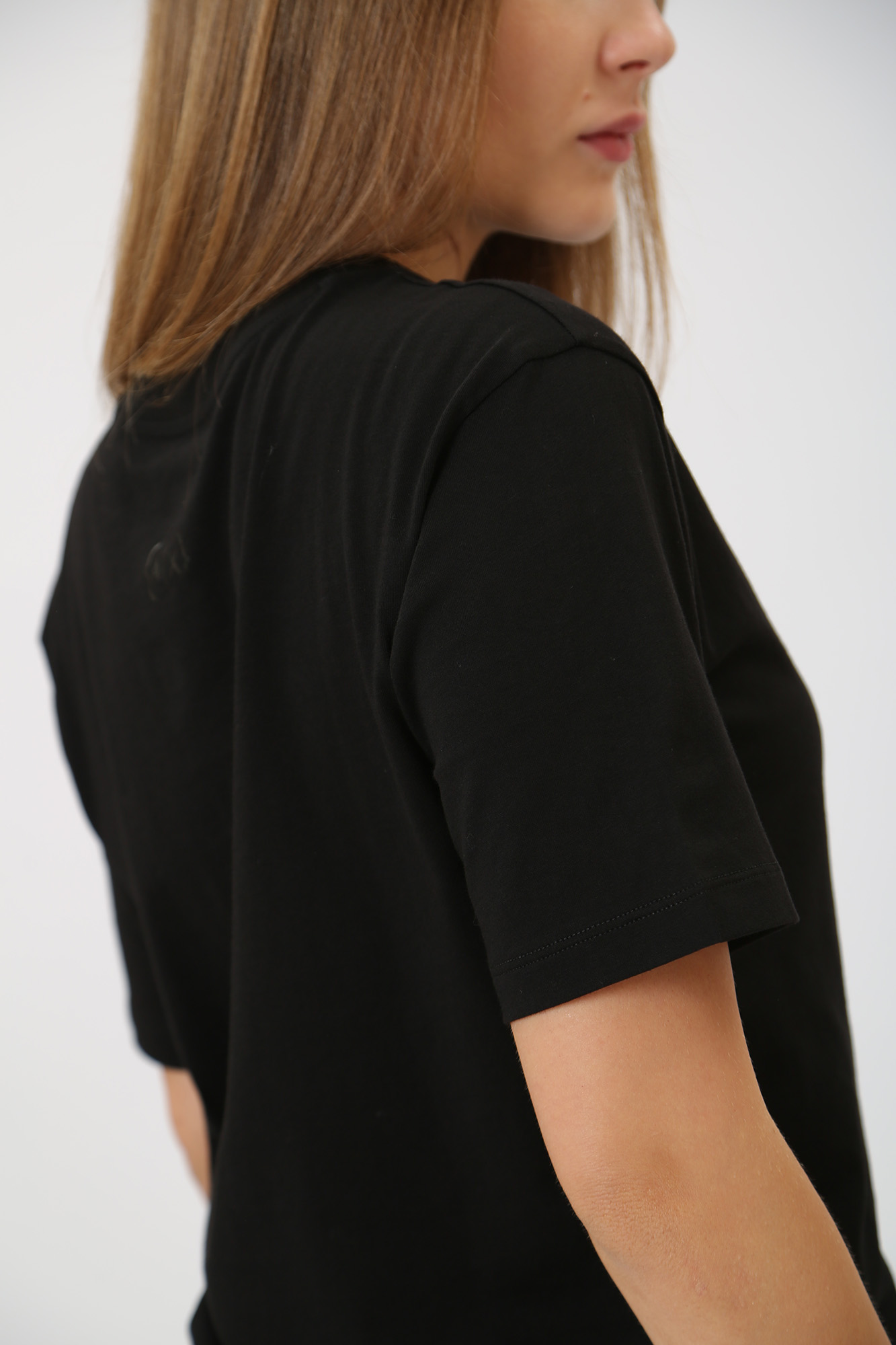 6RYT40_YJ3RZ футболка armani exchange 