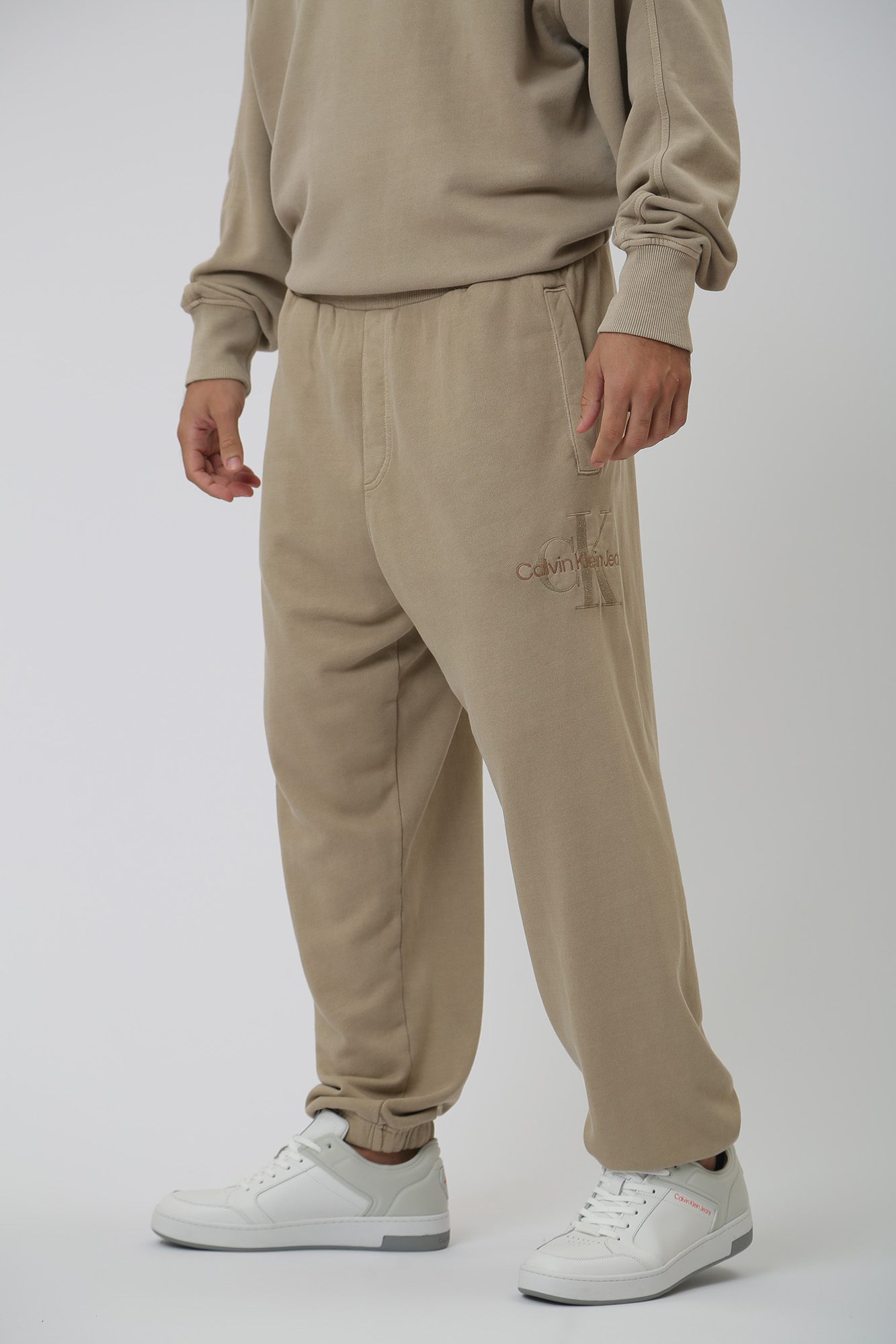 J30J324048 Брюки спортивные Calvin Klein Jeans Серый