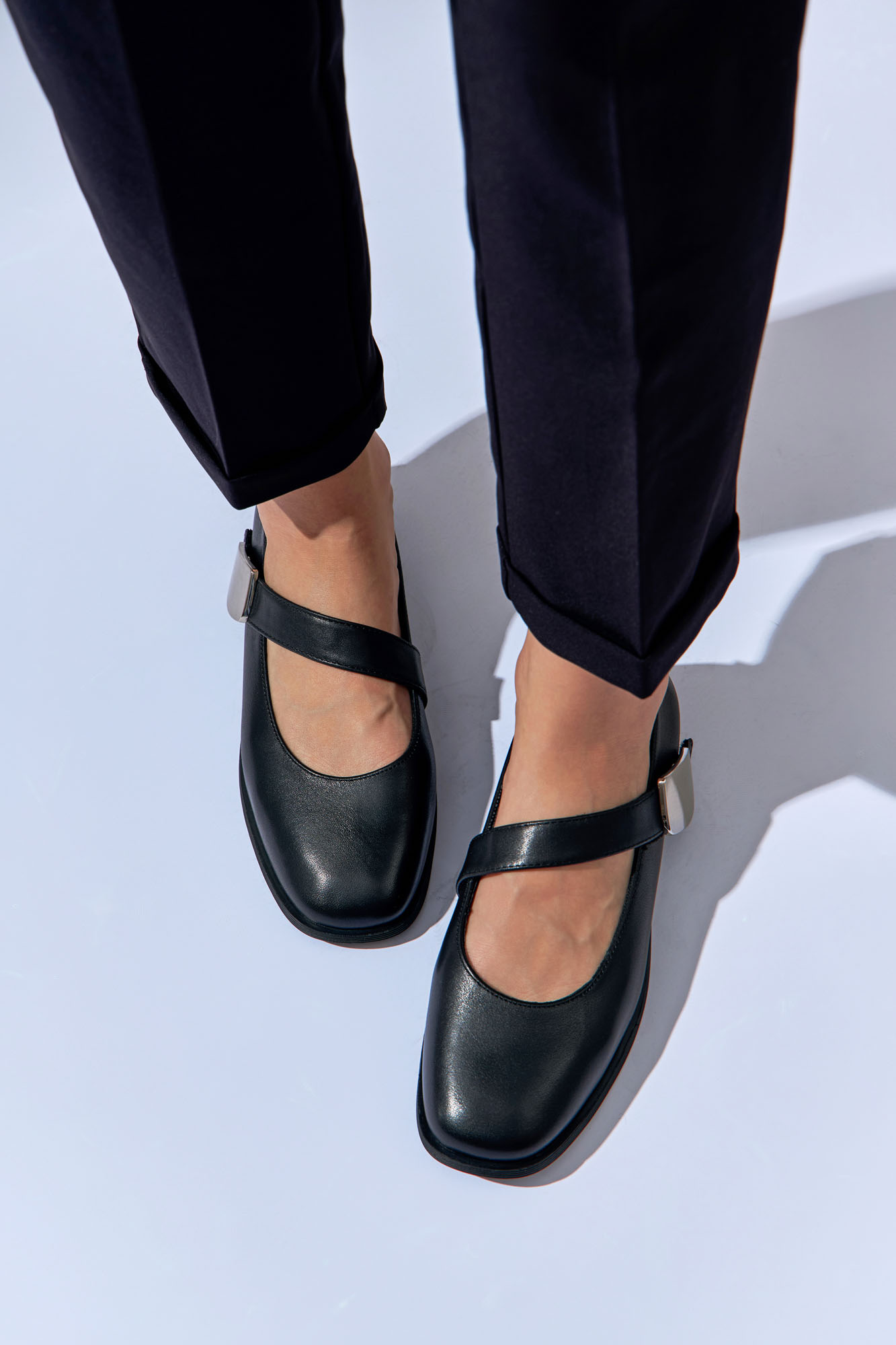 MC21665 Туфли Marc Cony Черный